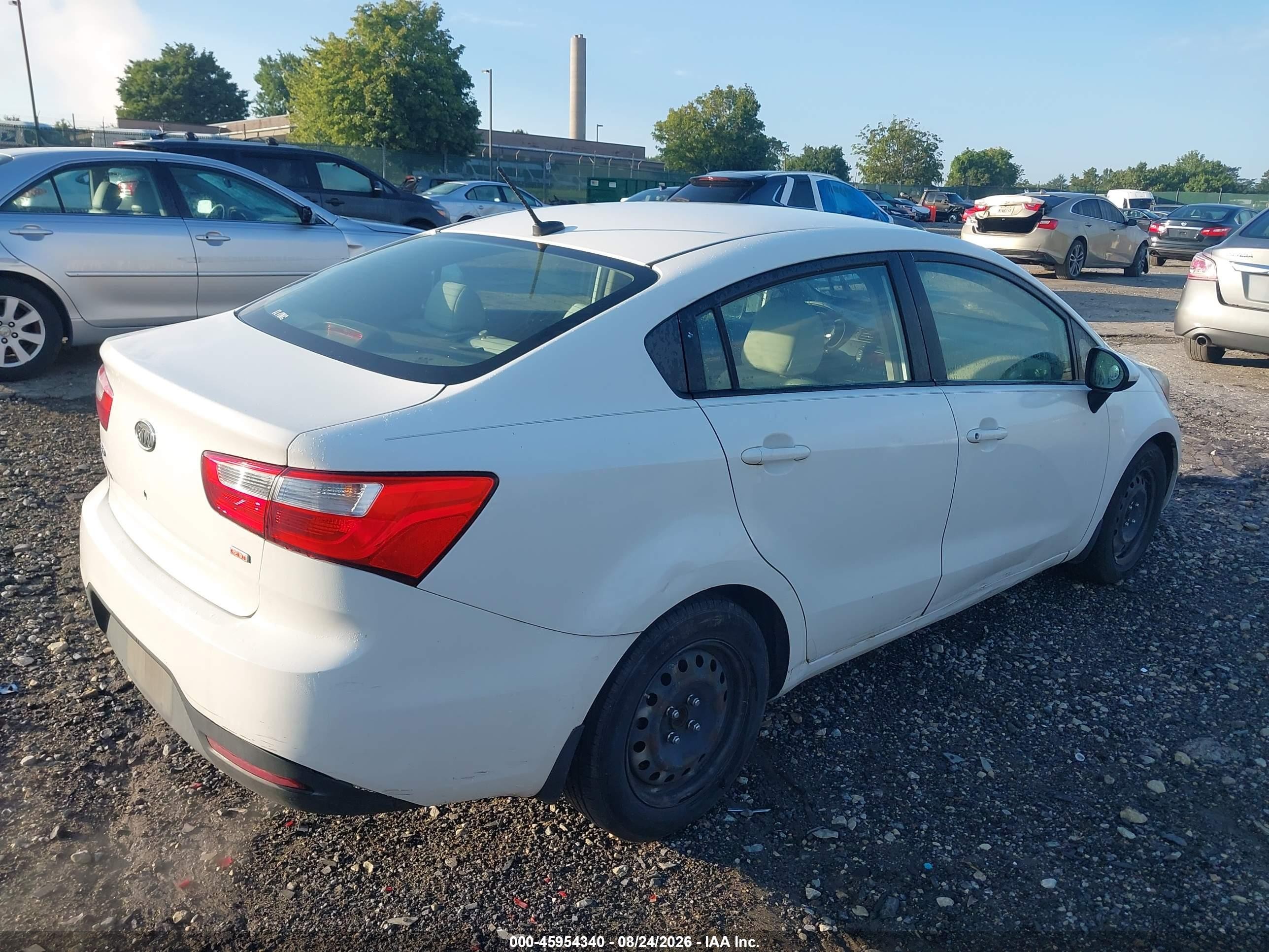 2013 Kia Rio Lx White vin: KNADM4A34D6111284