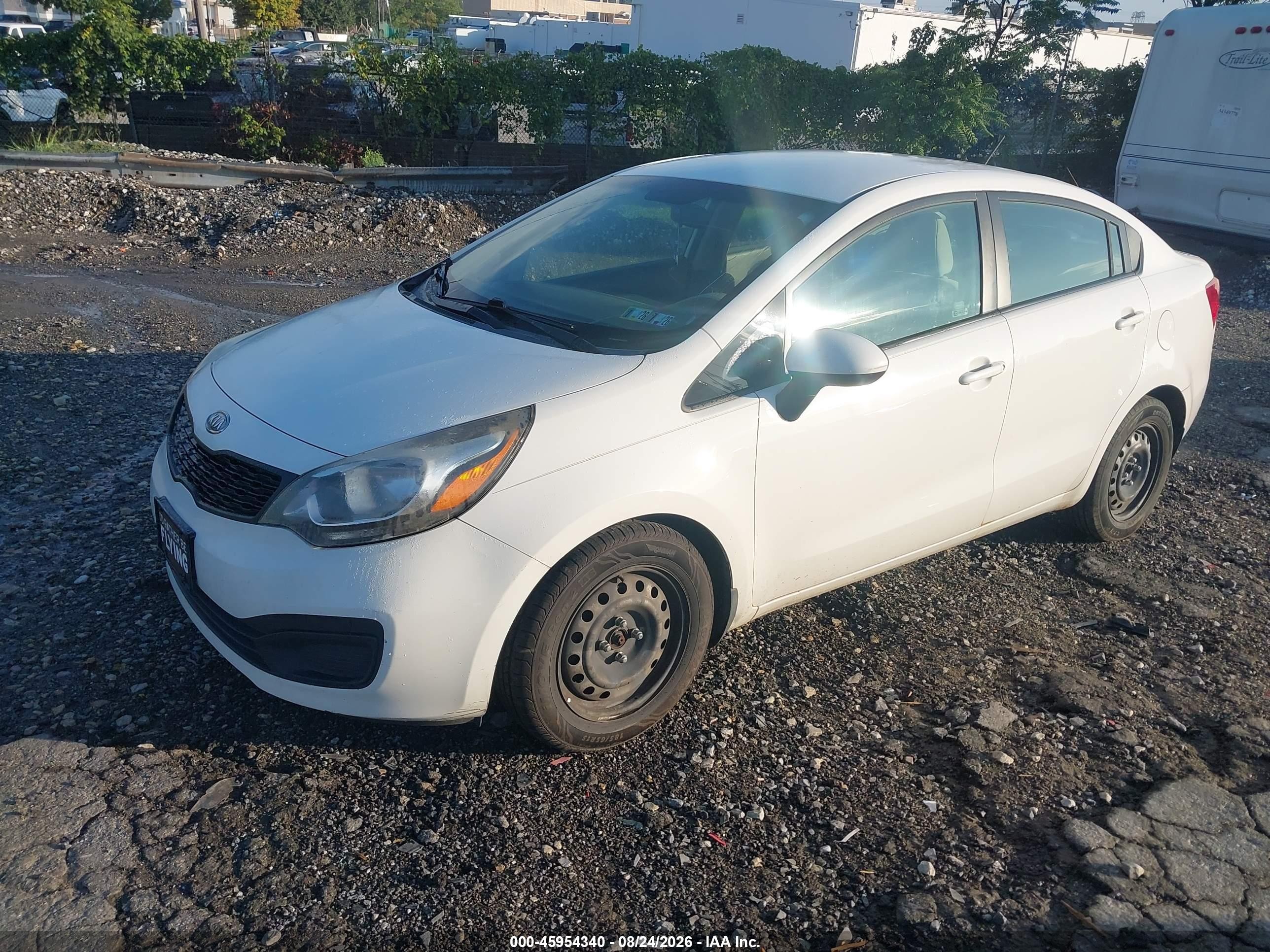 2013 Kia Rio Lx White vin: KNADM4A34D6111284