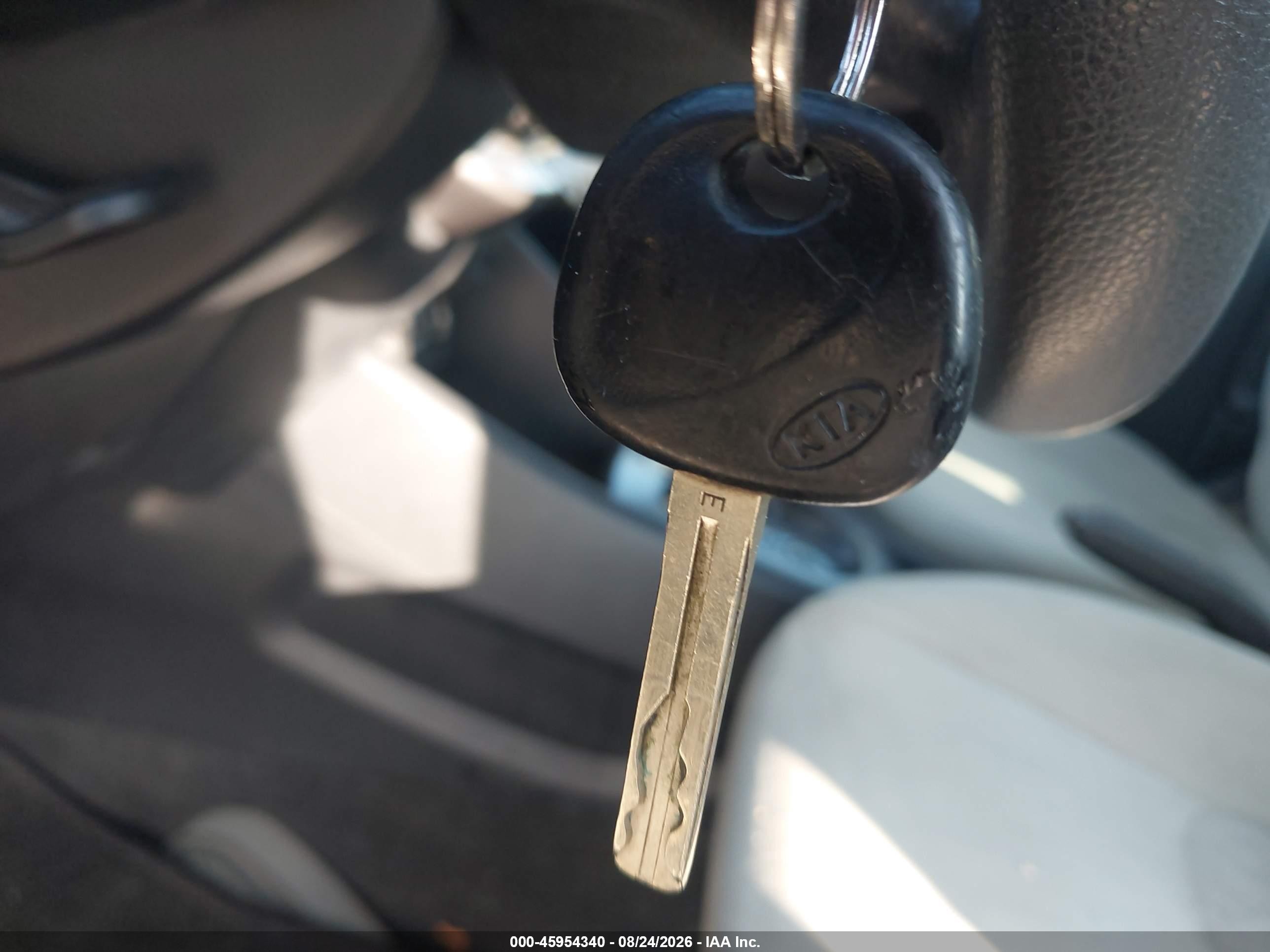 2013 Kia Rio Lx White vin: KNADM4A34D6111284