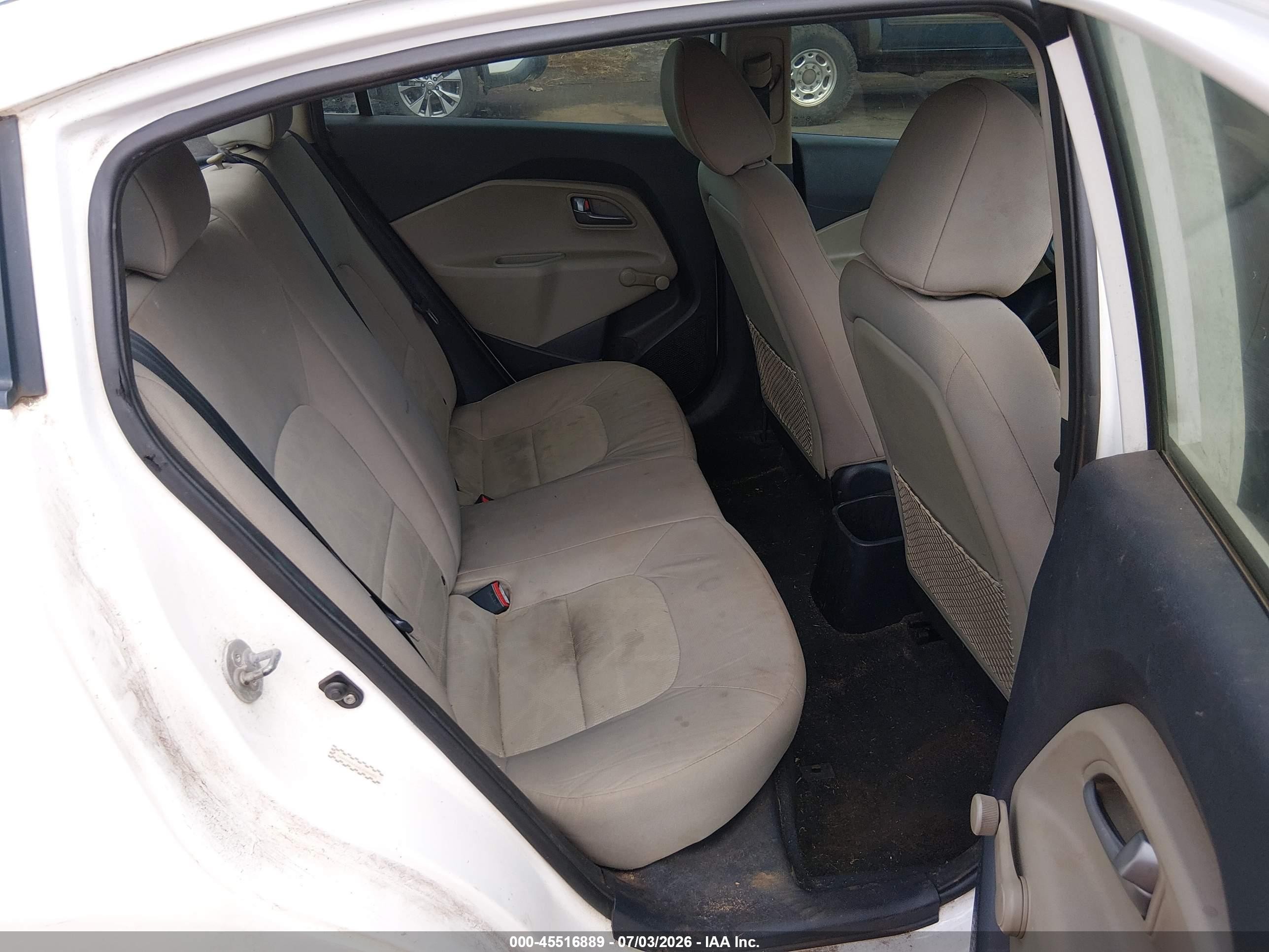 2014 Kia Rio Lx White vin: KNADM4A34E6330683
