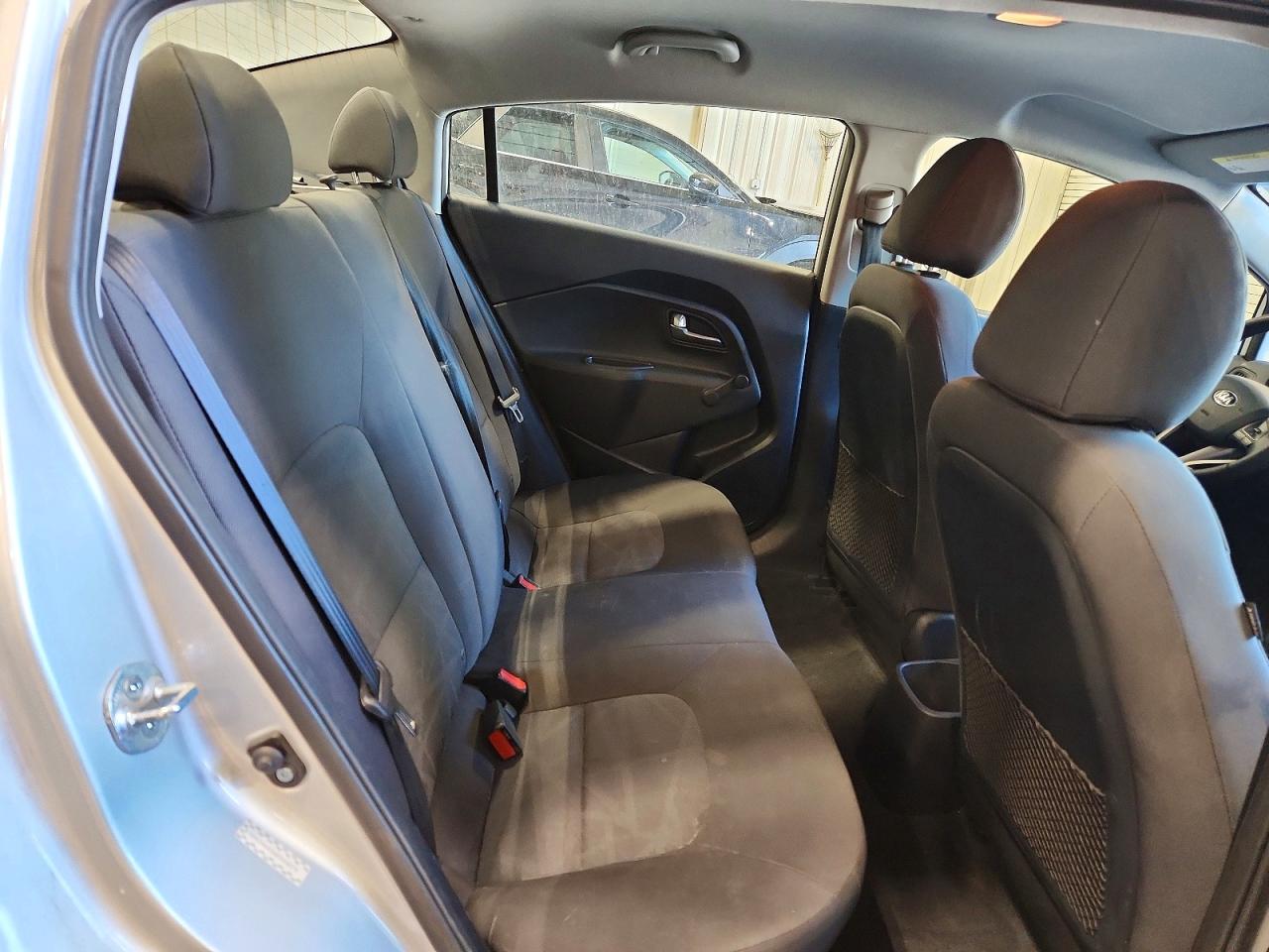 2014 Kia Rio Lx Silver vin: KNADM4A34E6349279