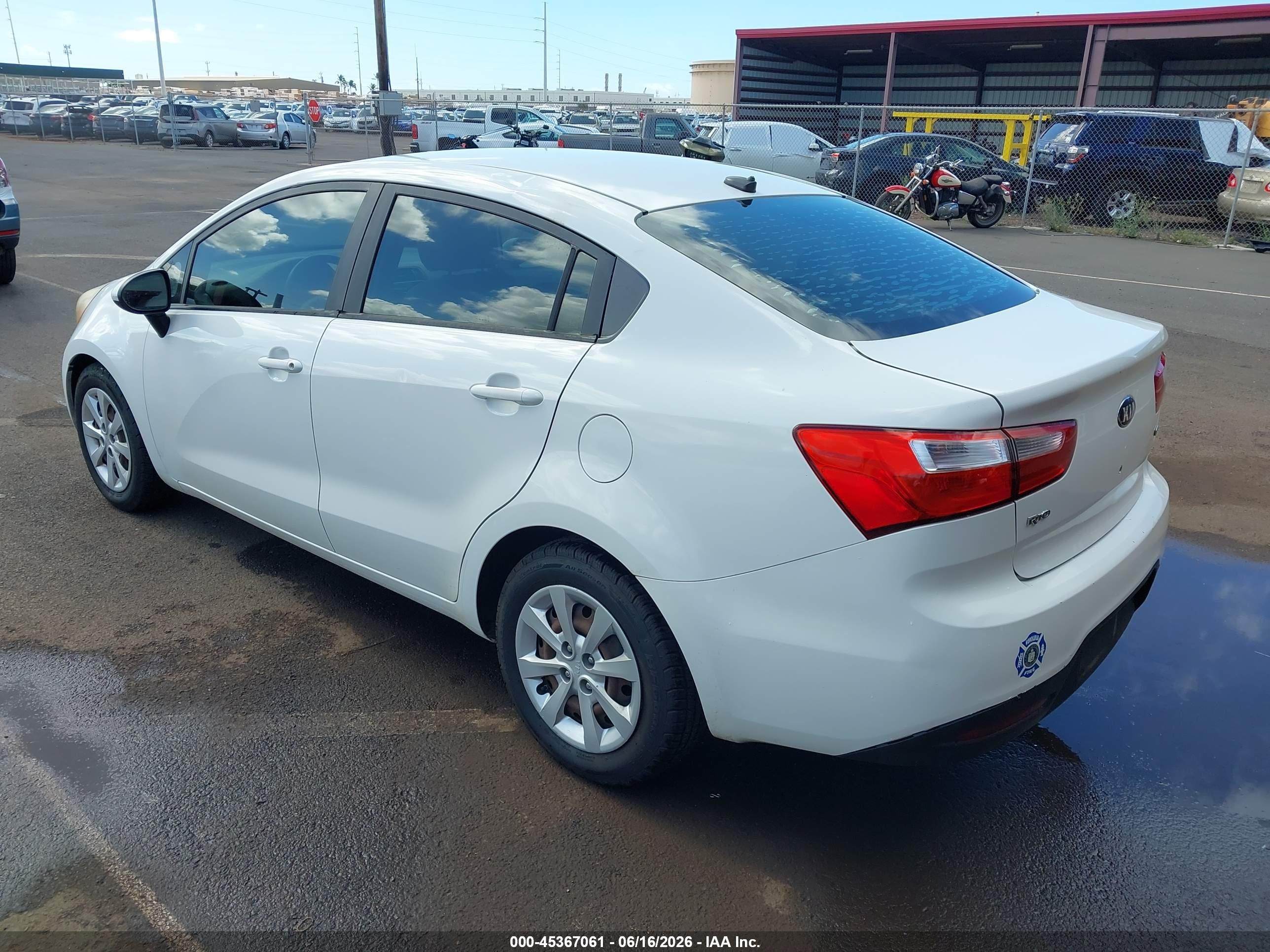 2013 Kia Rio Lx White vin: KNADM4A35D6183322