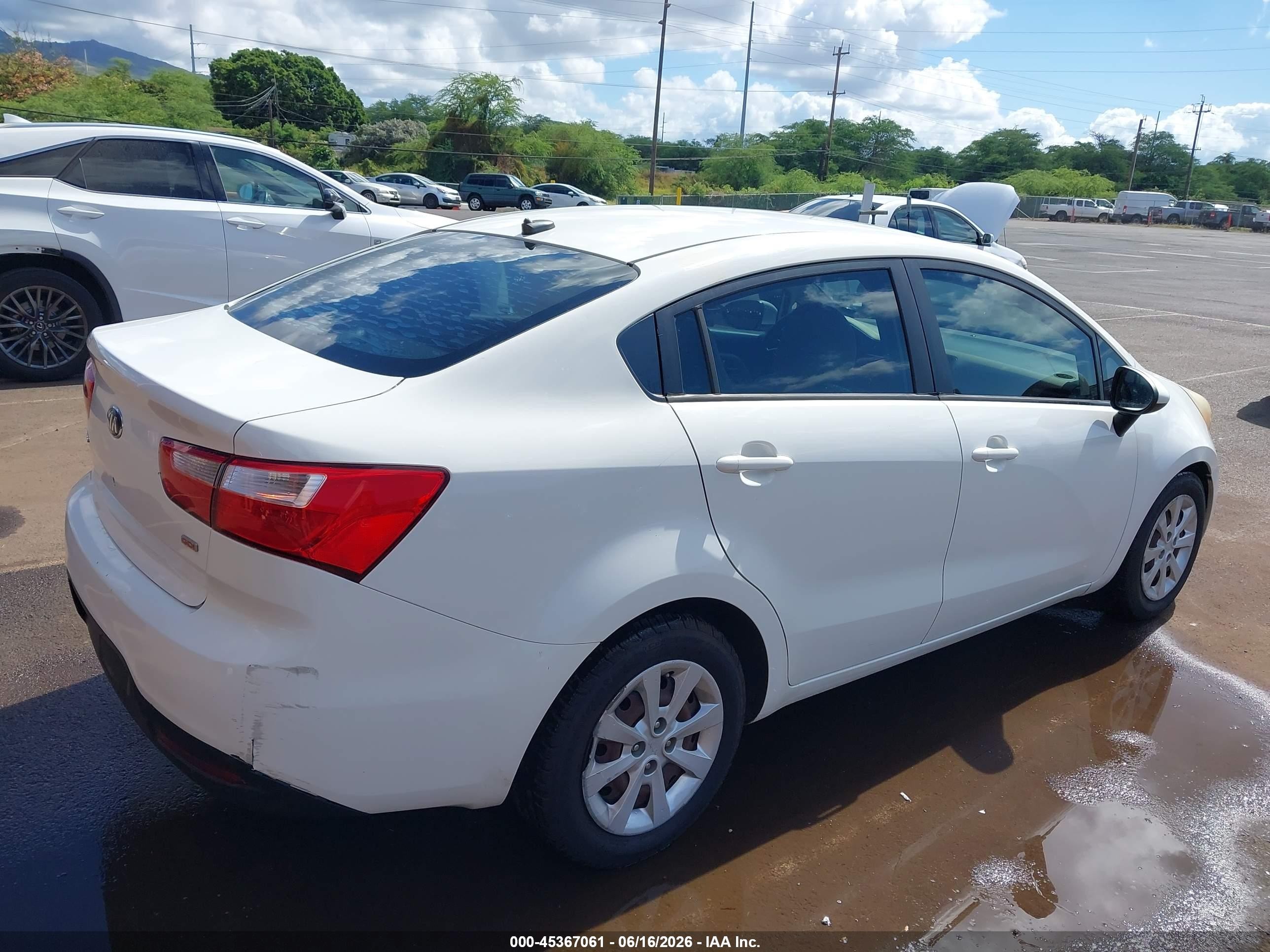 2013 Kia Rio Lx White vin: KNADM4A35D6183322