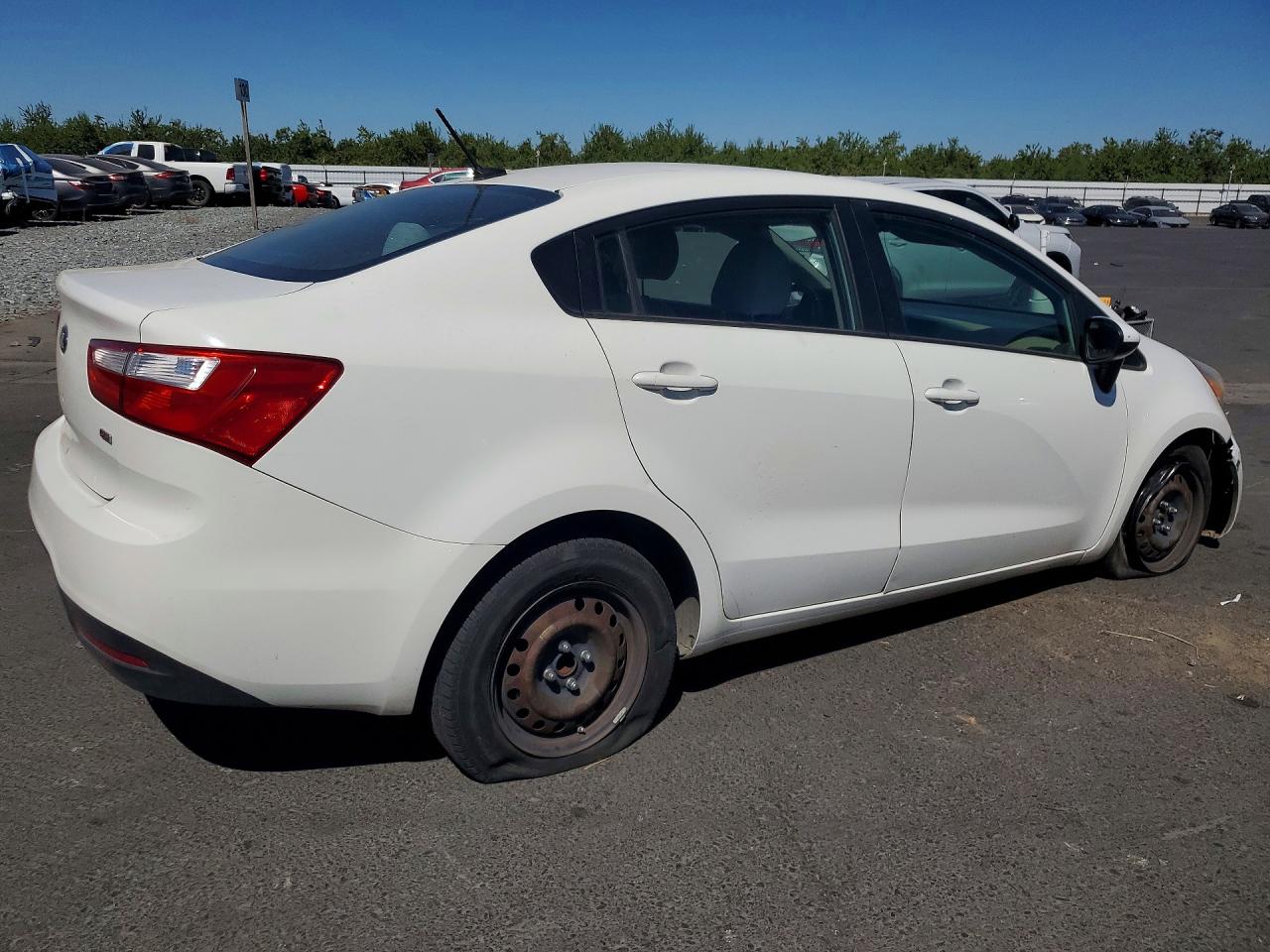 2013 Kia Rio Lx White vin: KNADM4A36D6154377