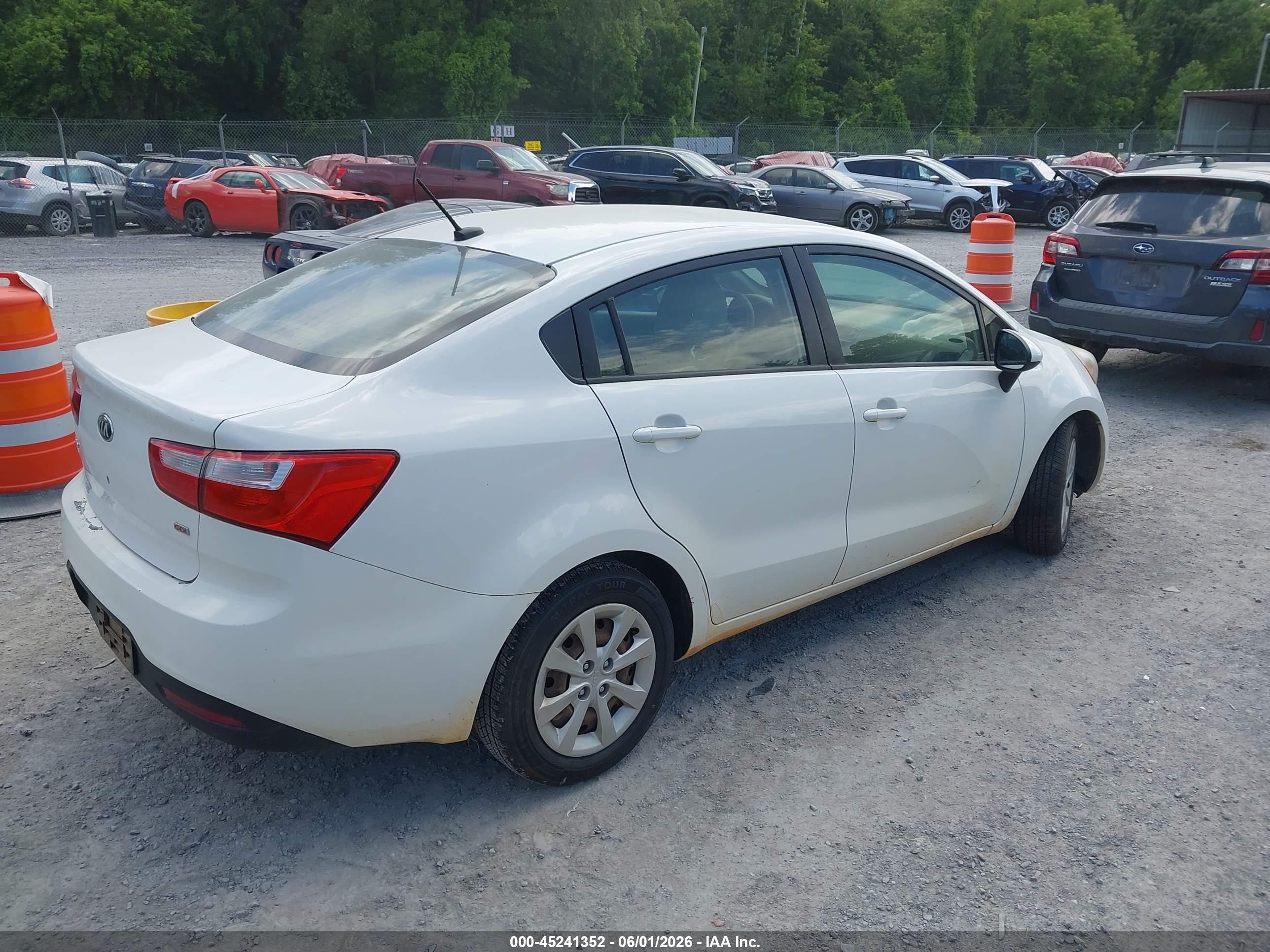 2013 Kia Rio Lx White vin: KNADM4A36D6219499