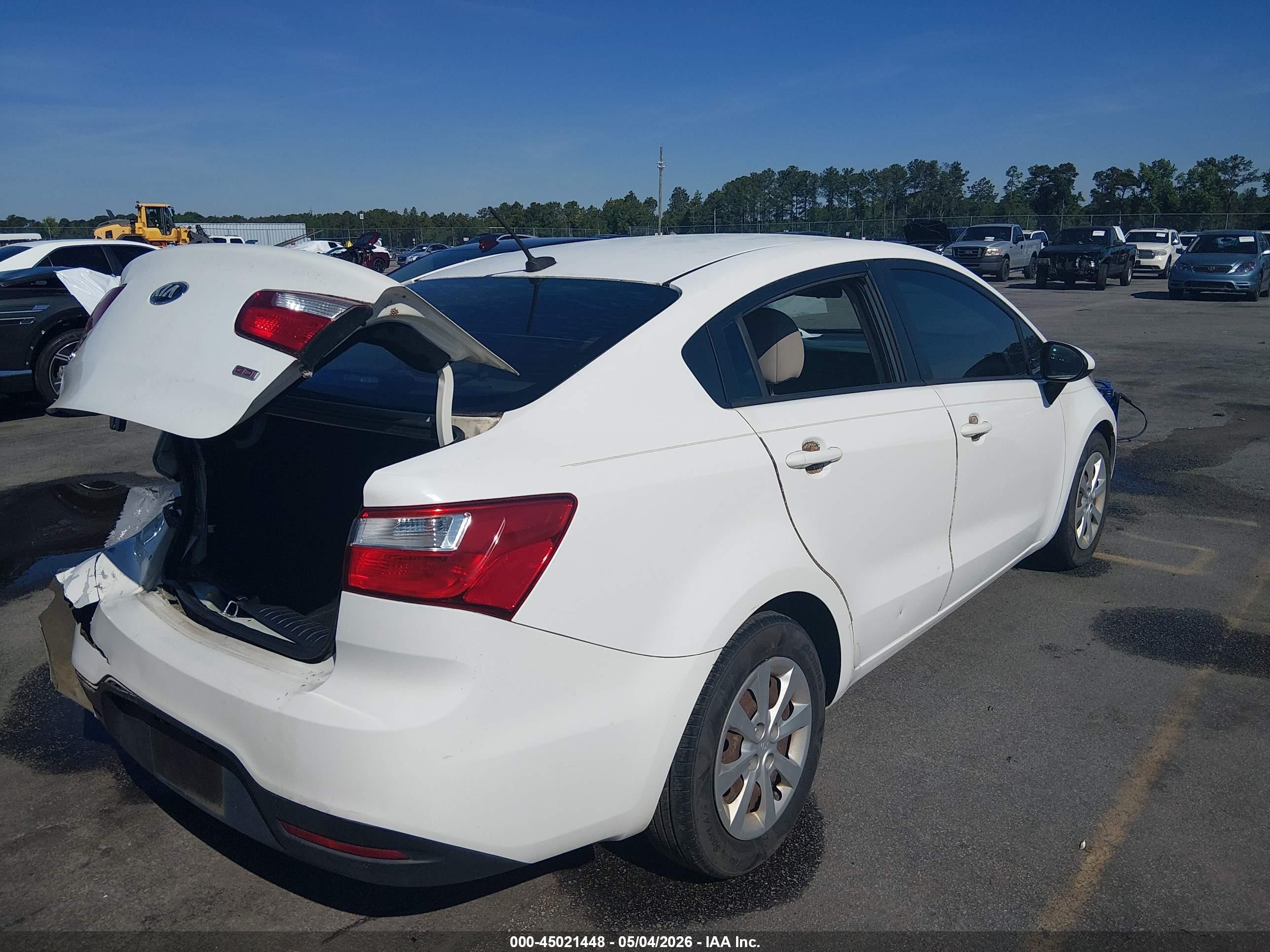 2015 Kia Rio Lx White vin: KNADM4A36F6435033
