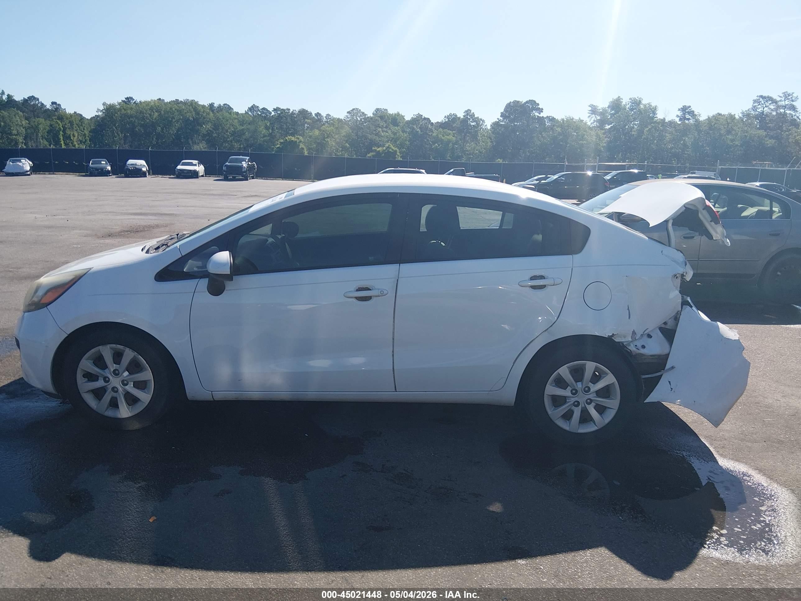 2015 Kia Rio Lx White vin: KNADM4A36F6435033