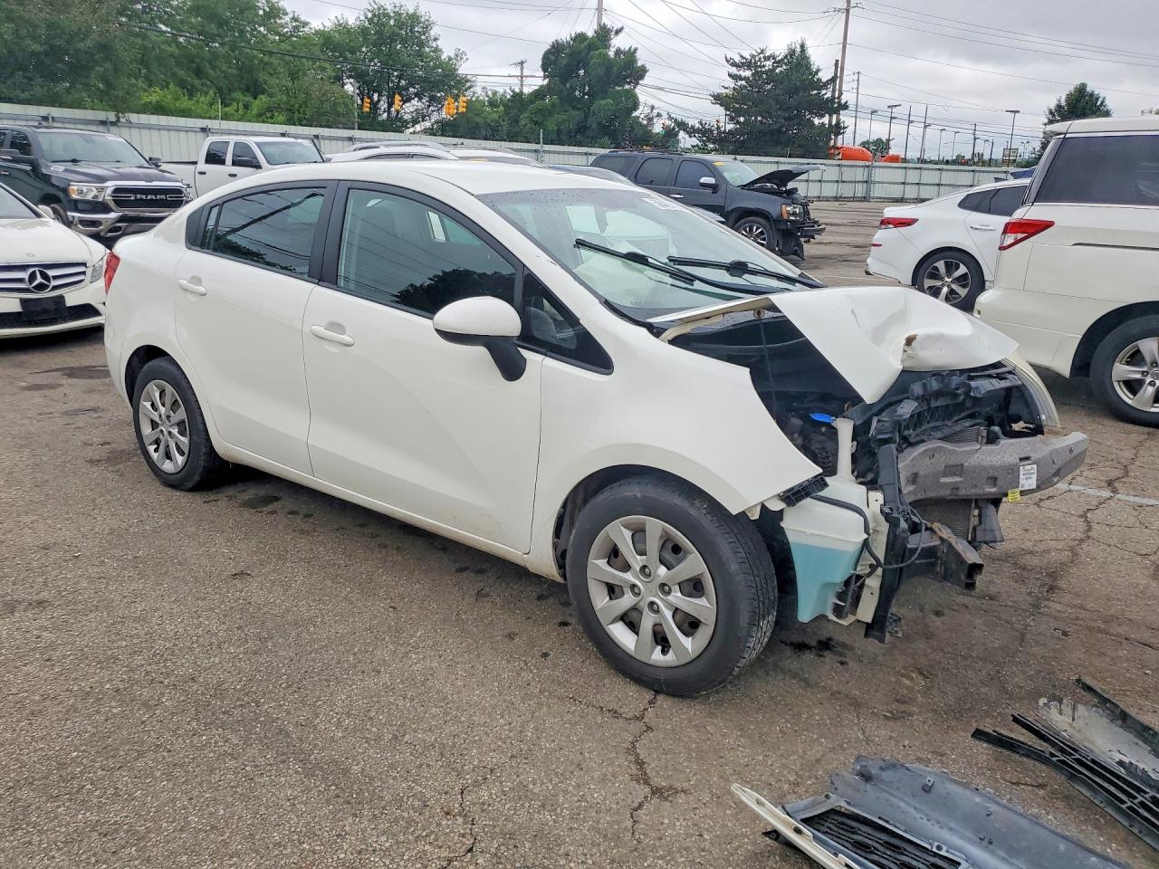 2013 Kia Rio Lx White vin: KNADM4A37D6170930