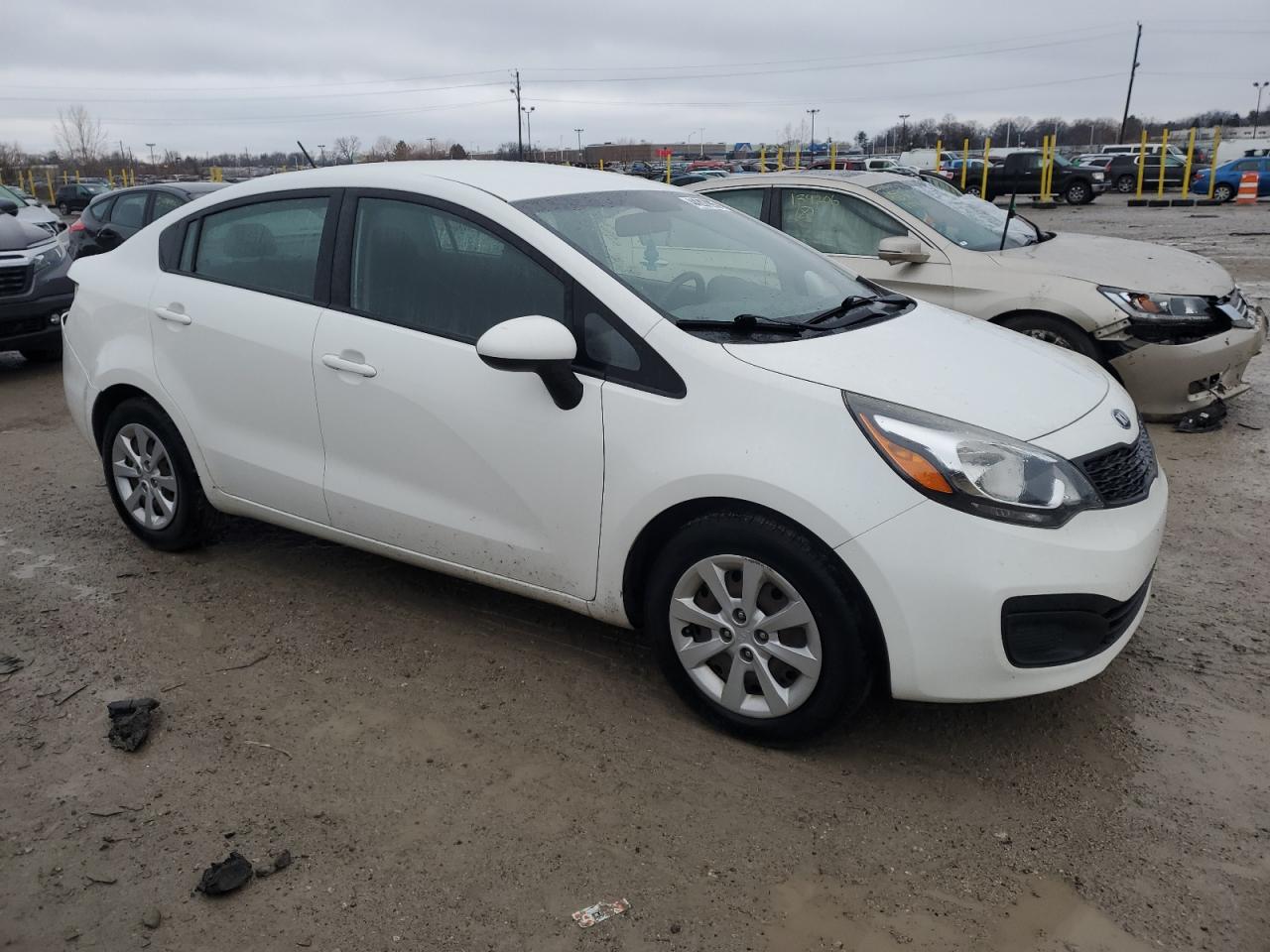 2013 Kia Rio Lx Белый vin: KNADM4A37D6272891