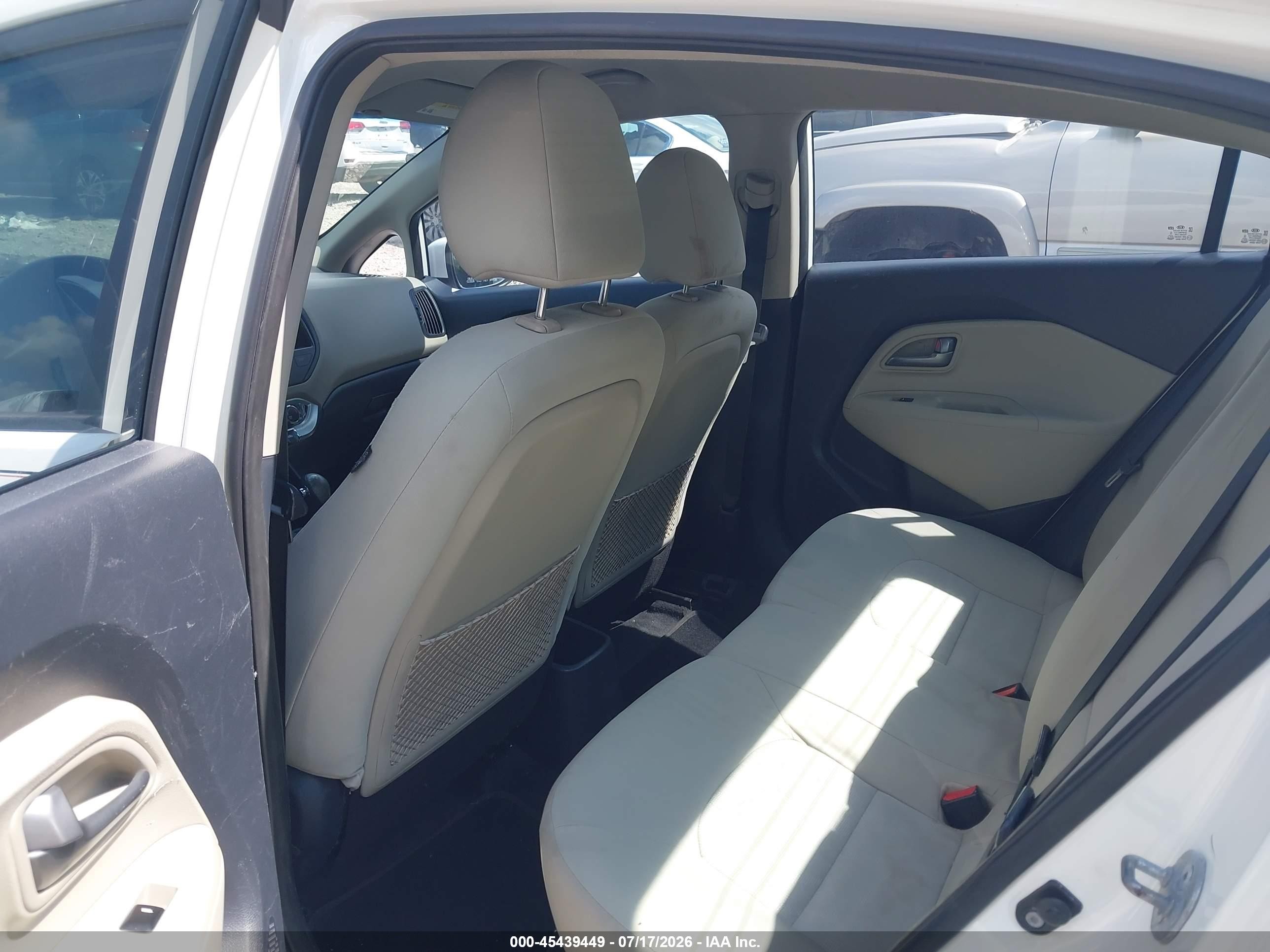 2013 Kia Rio Lx White vin: KNADM4A37D6305520