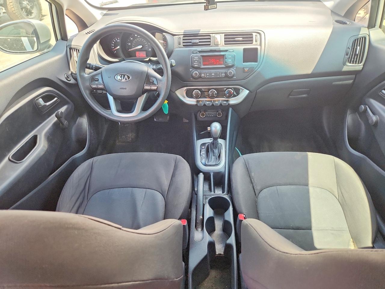 2015 Kia Rio Lx Silver vin: KNADM4A37F6528000