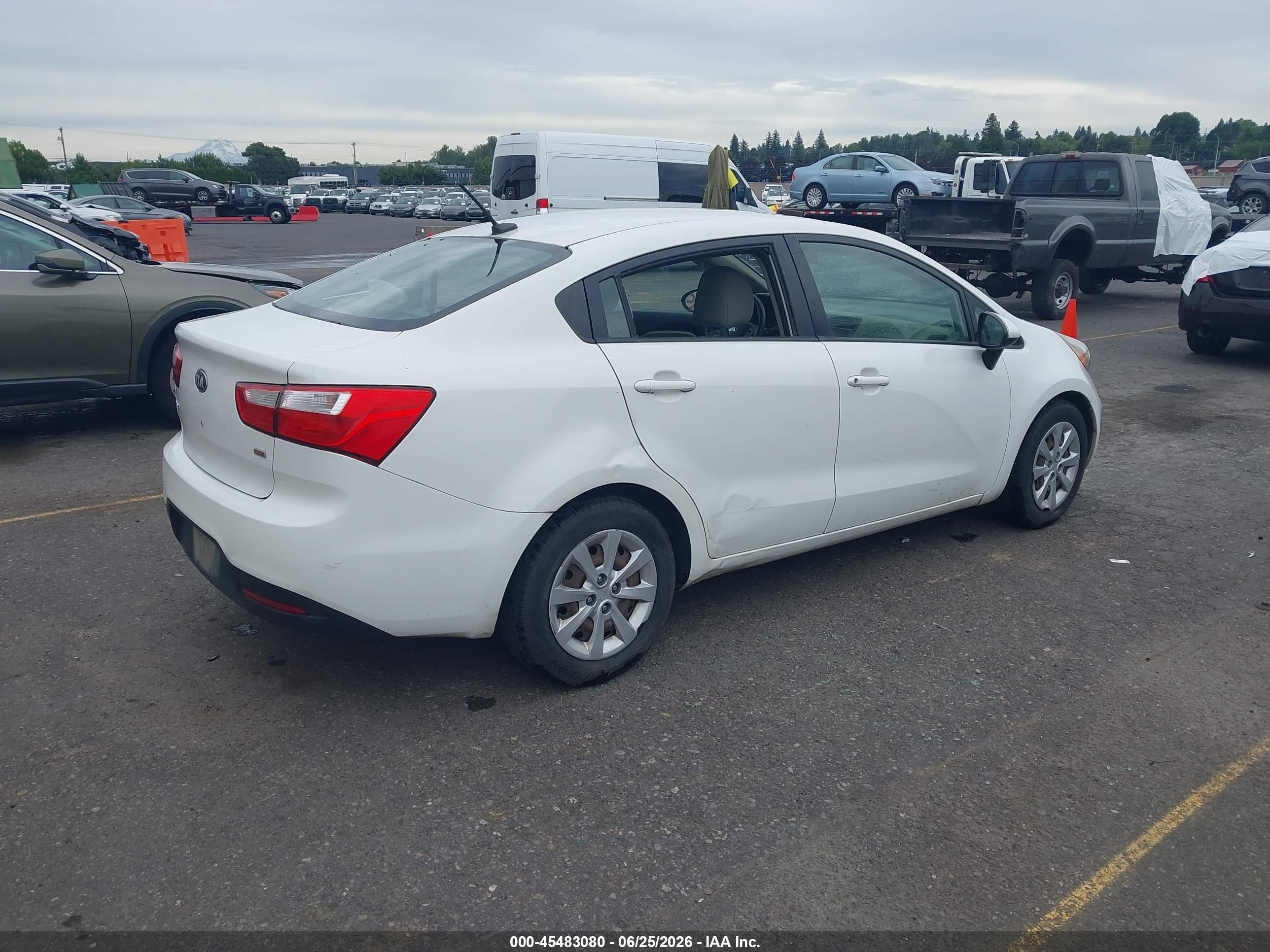 2013 Kia Rio Lx White vin: KNADM4A38D6177708