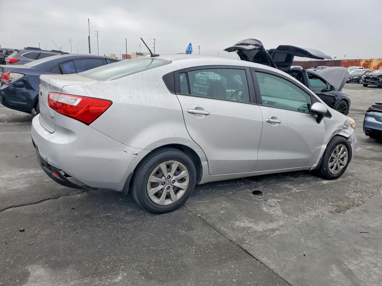 2013 Kia Rio Lx Silver vin: KNADM4A38D6210674