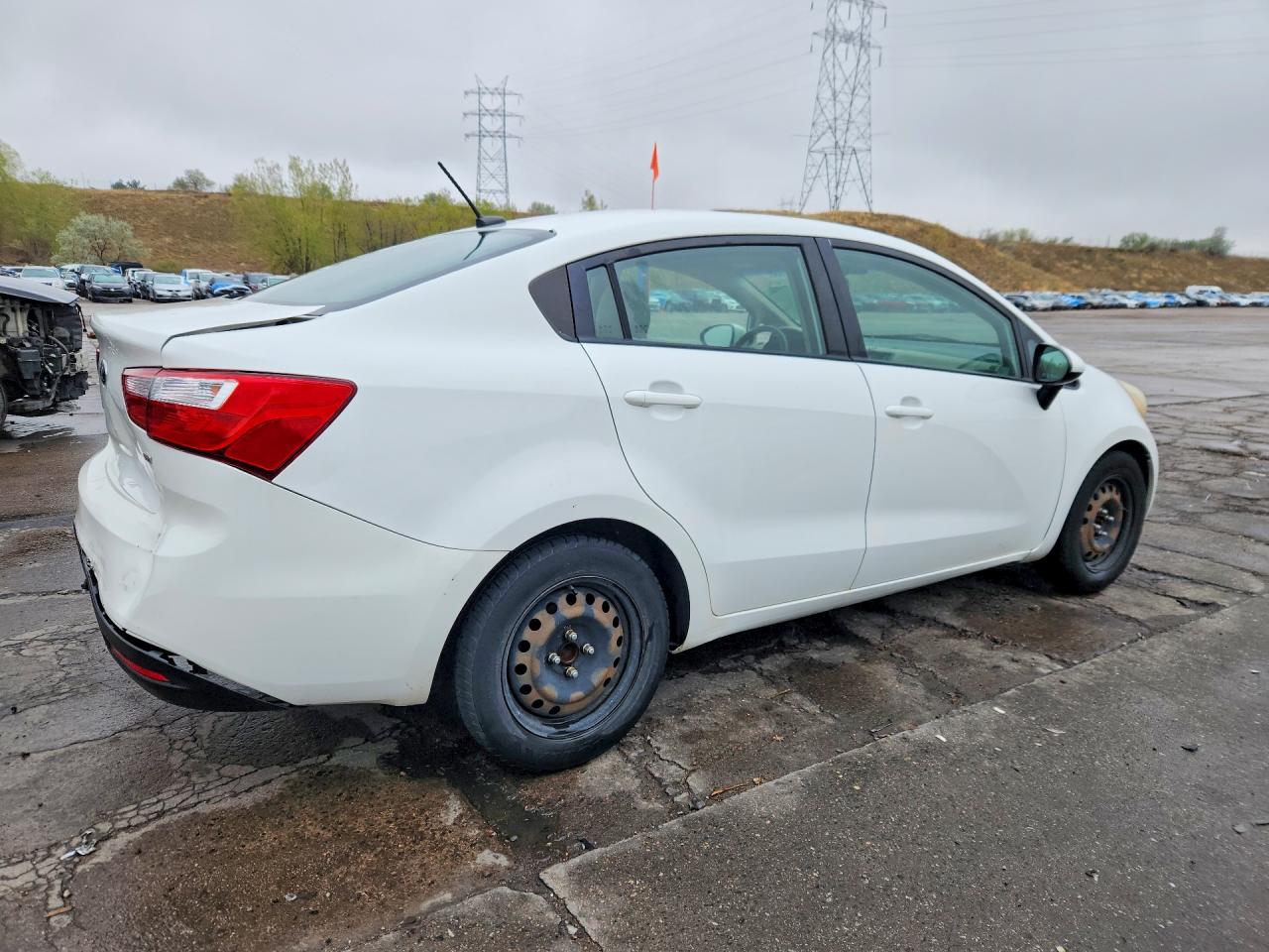 2013 Kia Rio Lx White vin: KNADM4A38D6290767