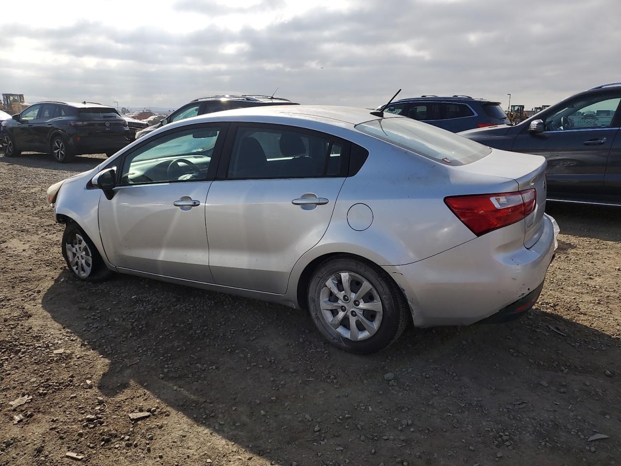 2015 Kia Rio Lx Silver vin: KNADM4A38F6428276