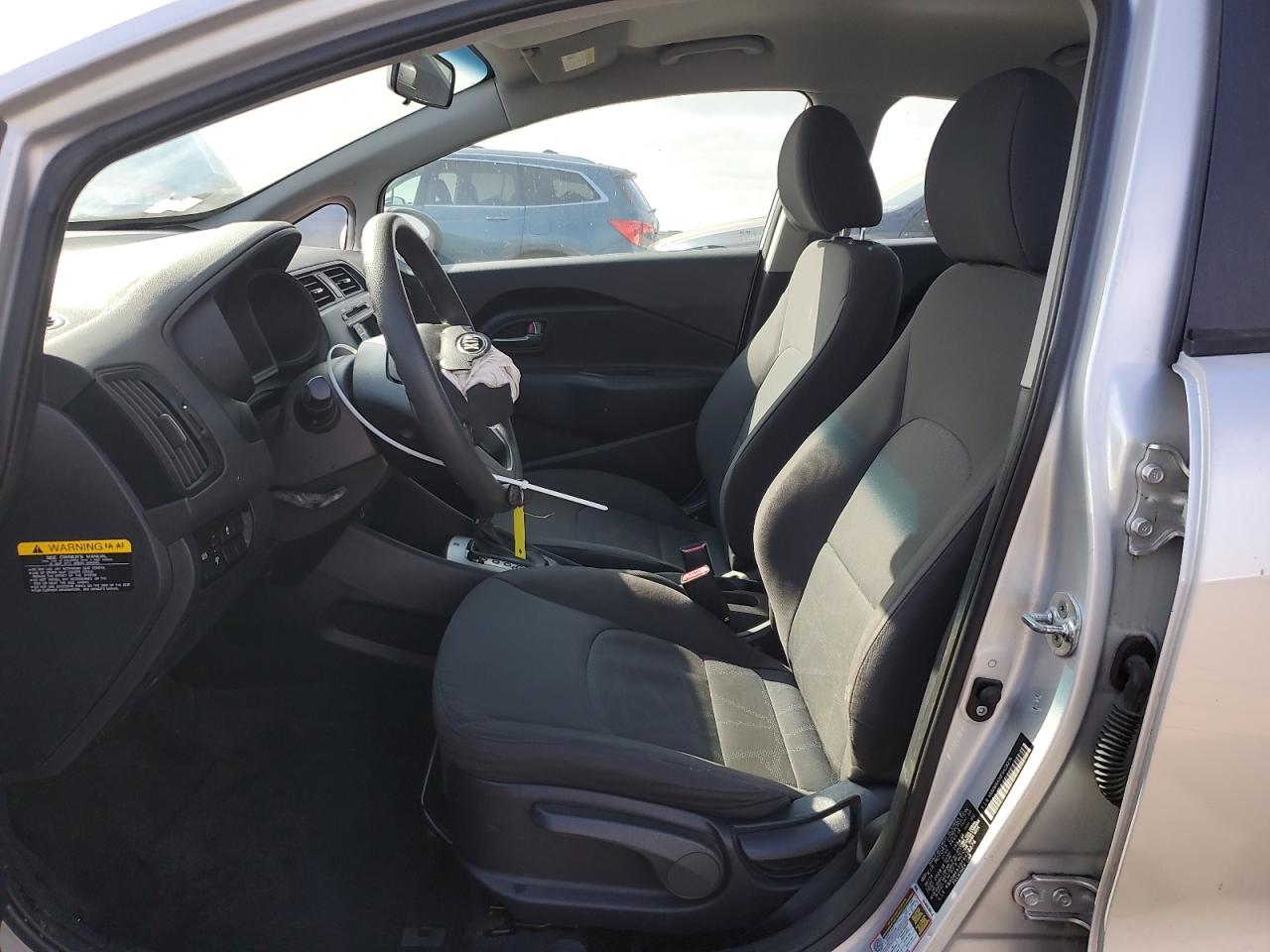 2015 Kia Rio Lx Silver vin: KNADM4A38F6428276