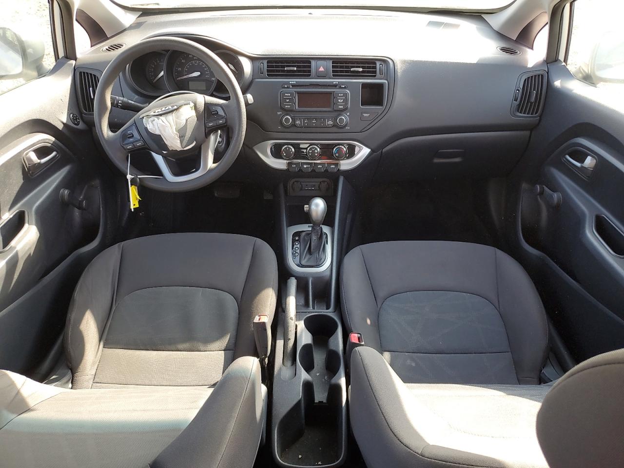 2015 Kia Rio Lx Silver vin: KNADM4A38F6428276
