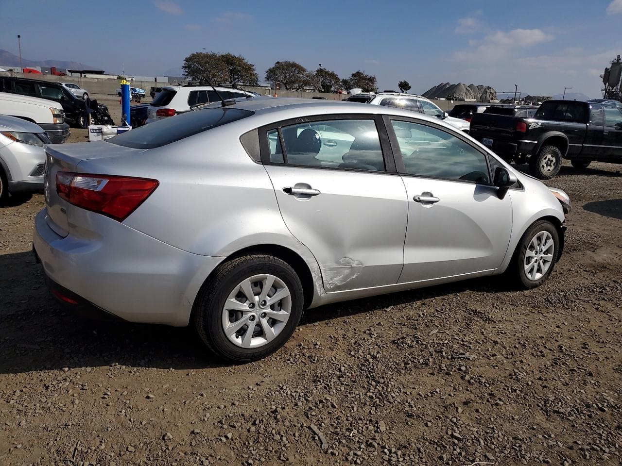 2015 Kia Rio Lx Silver vin: KNADM4A38F6428276