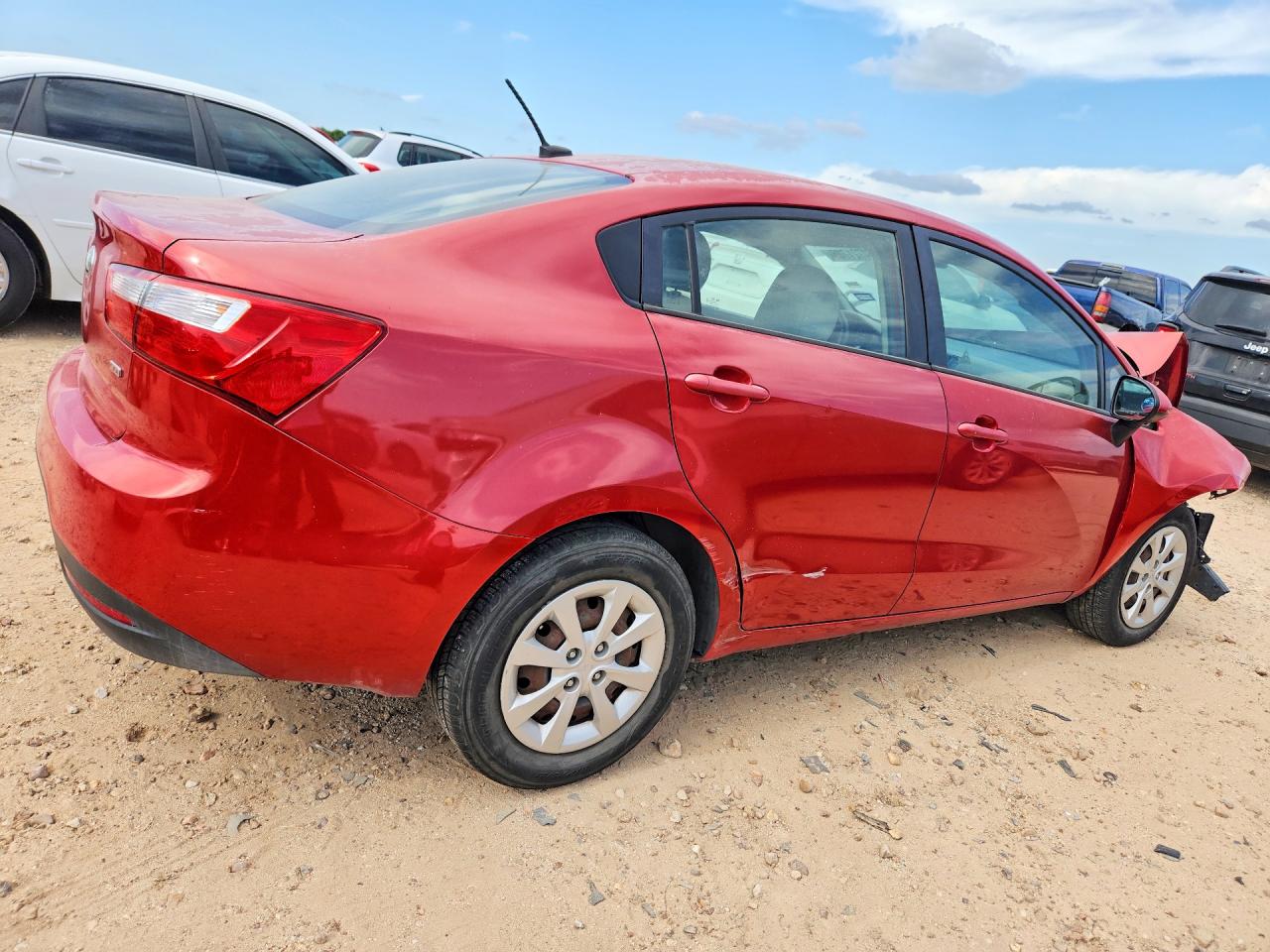 2015 Kia Rio Lx Red vin: KNADM4A38F6436085