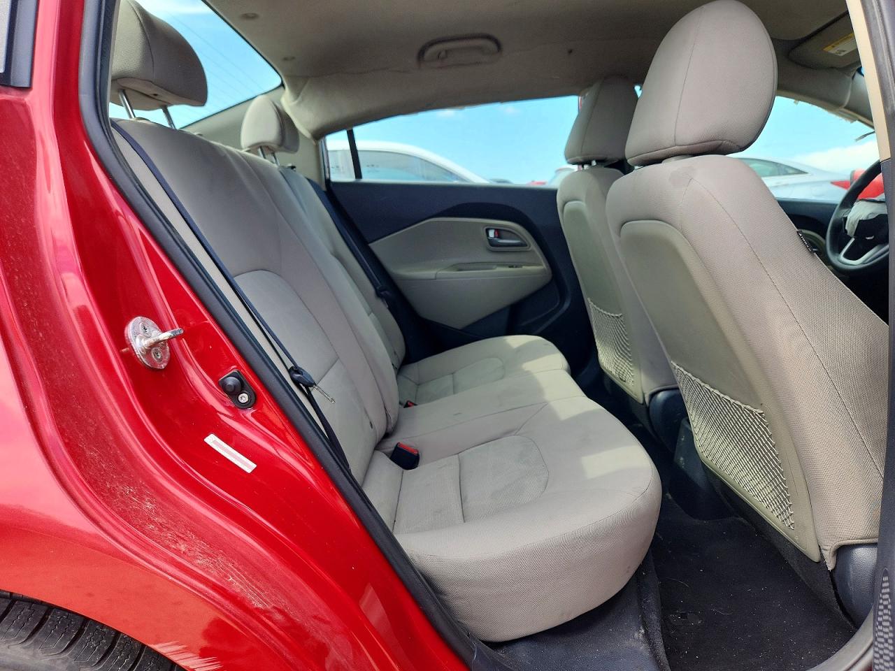 2015 Kia Rio Lx Red vin: KNADM4A38F6436085