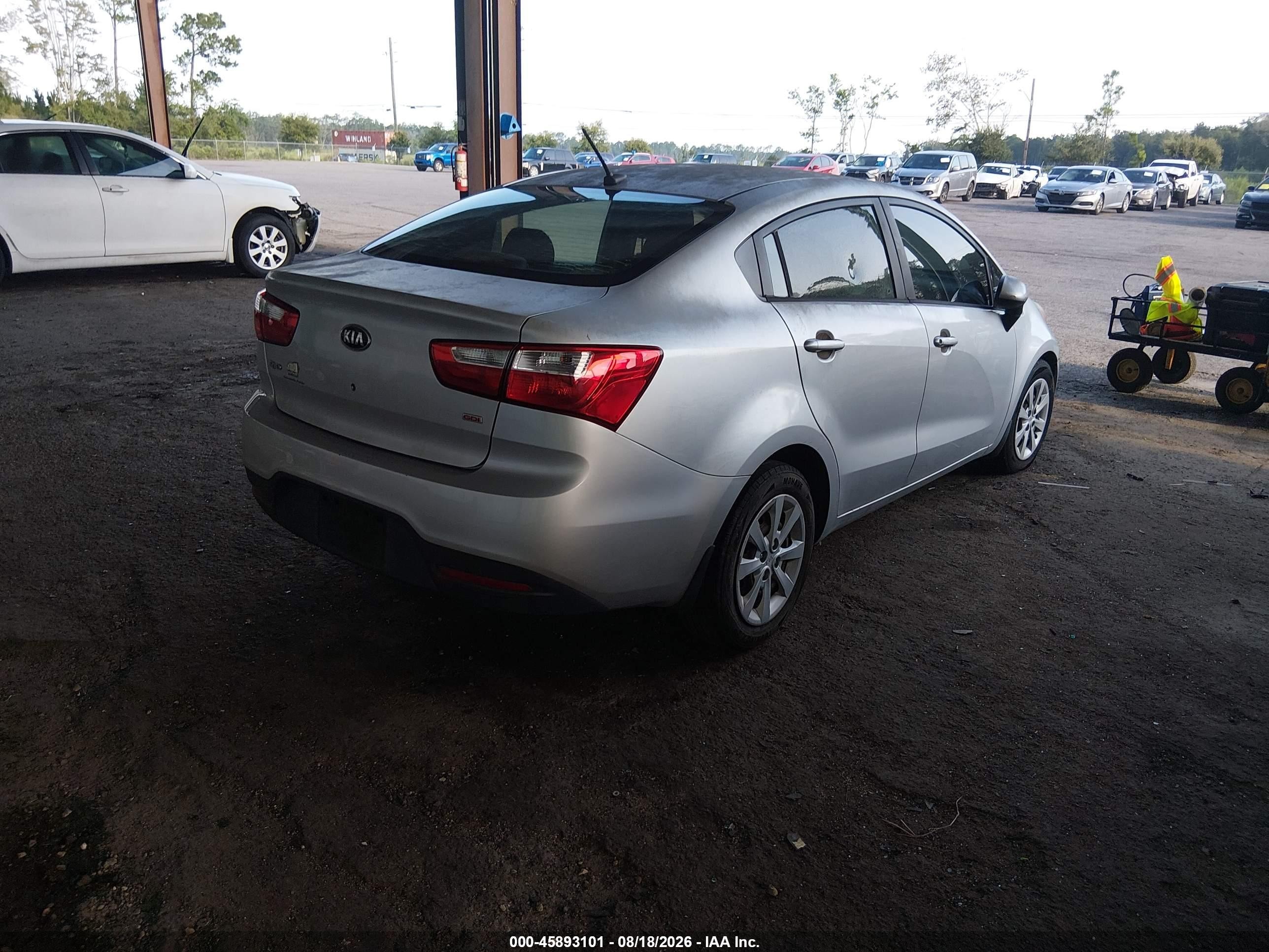2015 Kia Rio Lx Silver vin: KNADM4A38F6442341