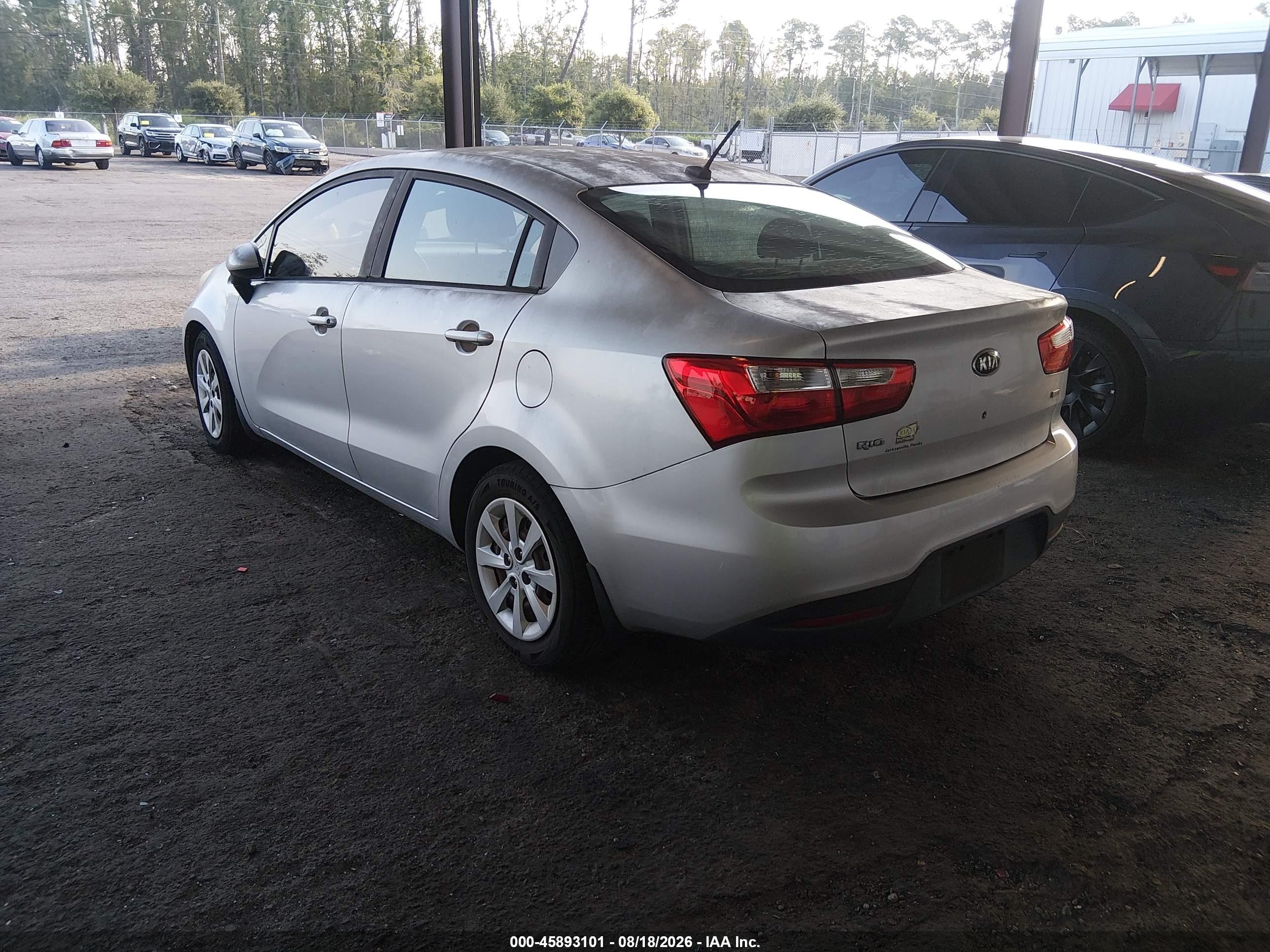 2015 Kia Rio Lx Silver vin: KNADM4A38F6442341