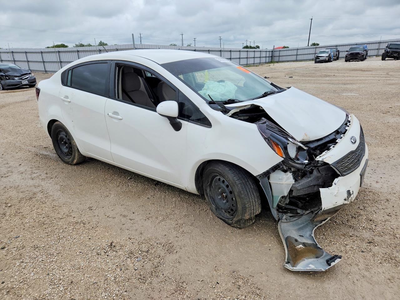 2015 Kia Rio Lx White vin: KNADM4A38F6457504