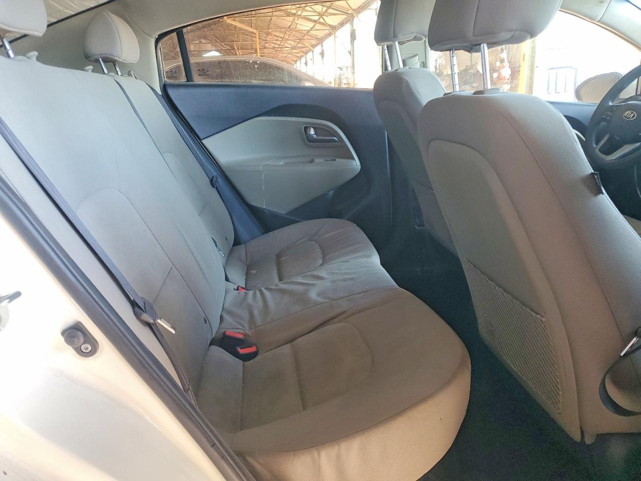 2015 Kia Rio Lx White vin: KNADM4A38F6466610