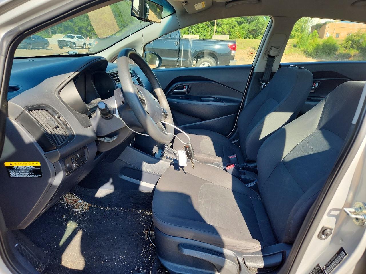 2015 Kia Rio Lx Silver vin: KNADM4A38F6469734