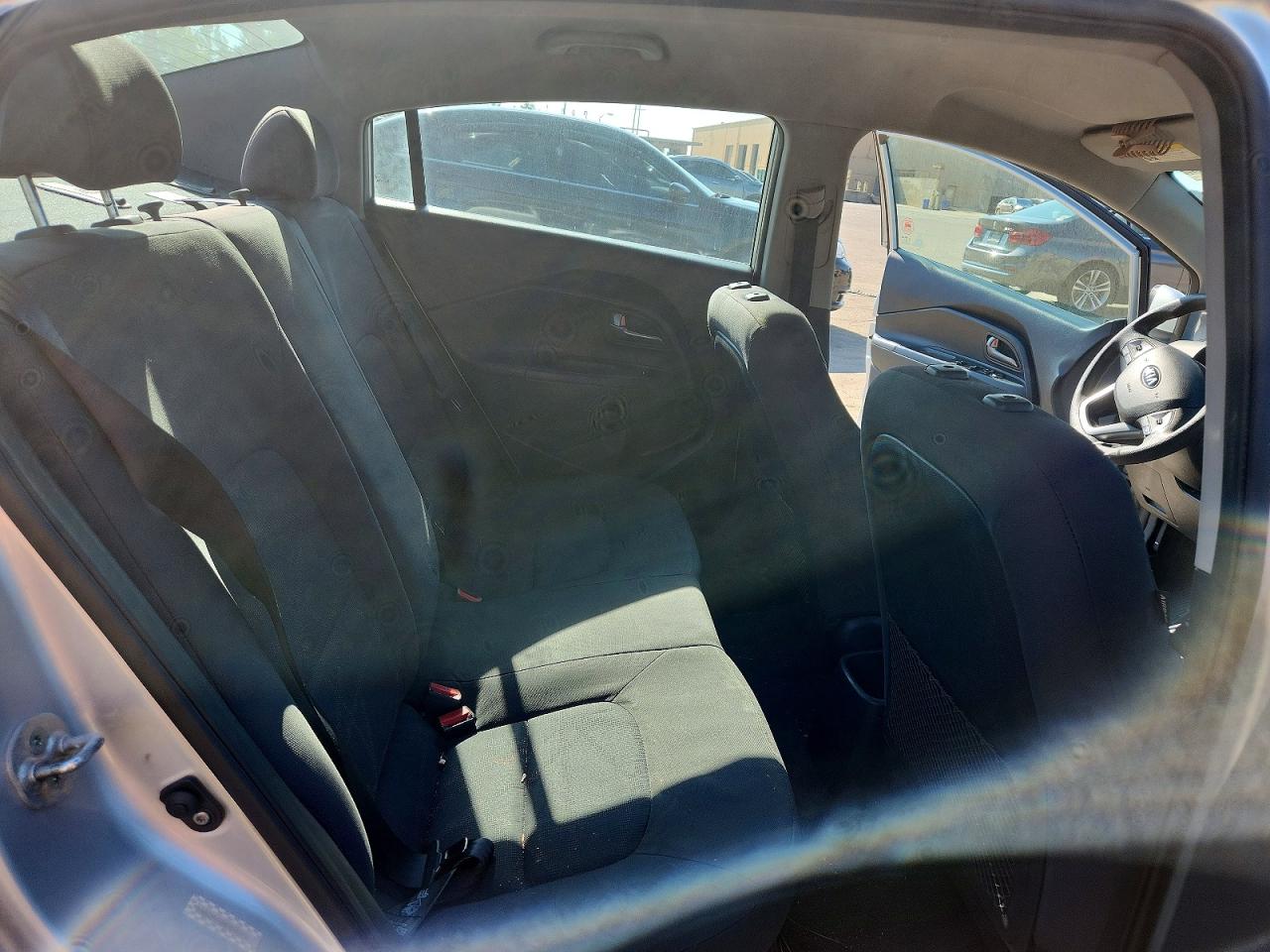 2015 Kia Rio Lx Silver vin: KNADM4A38F6469734
