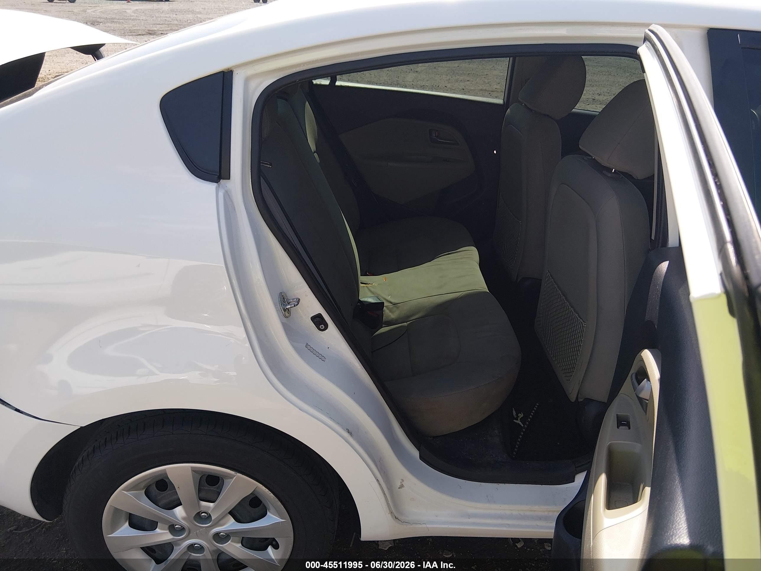 2014 Kia Rio Lx White vin: KNADM4A39E6327603