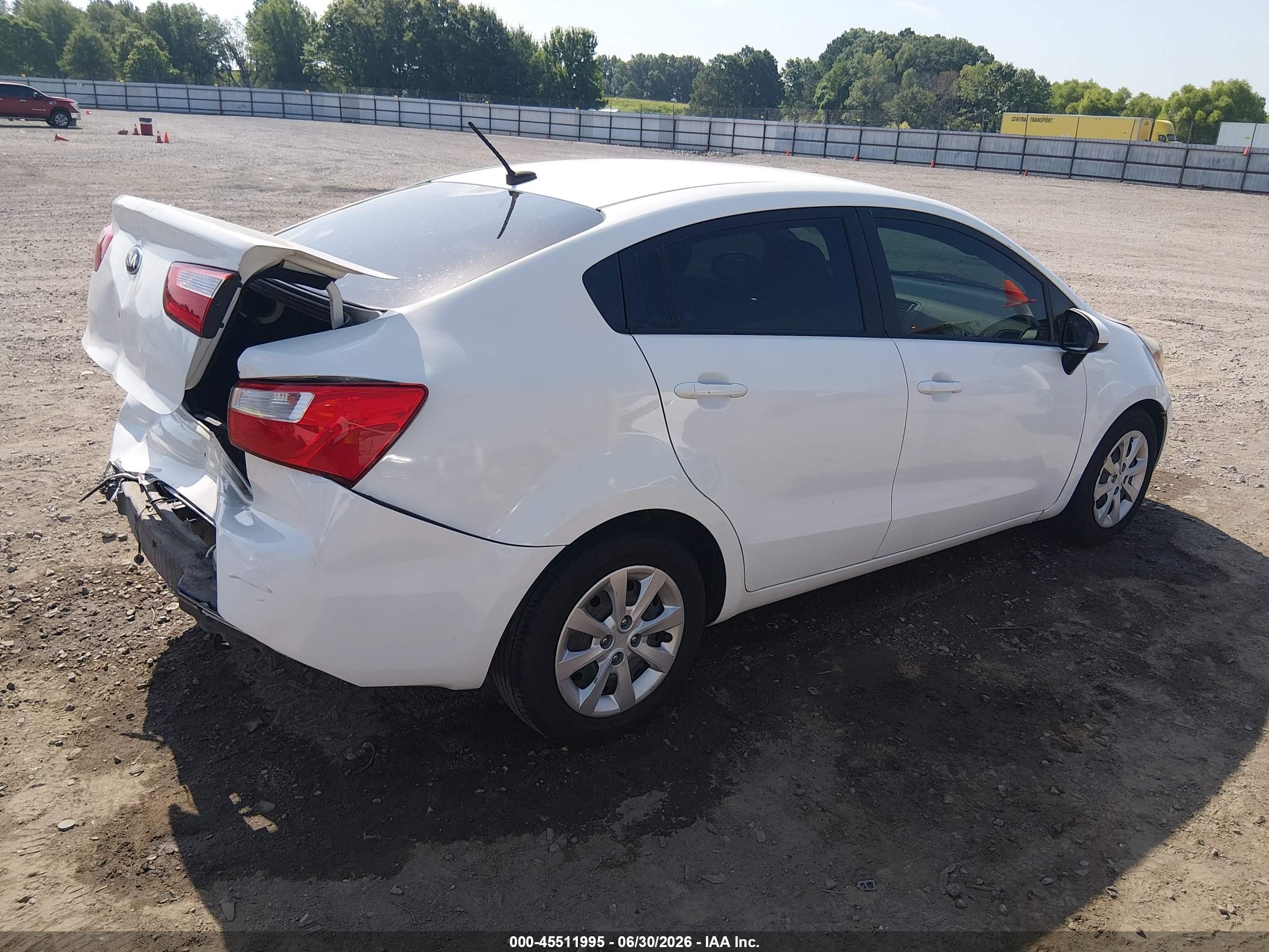 2014 Kia Rio Lx White vin: KNADM4A39E6327603