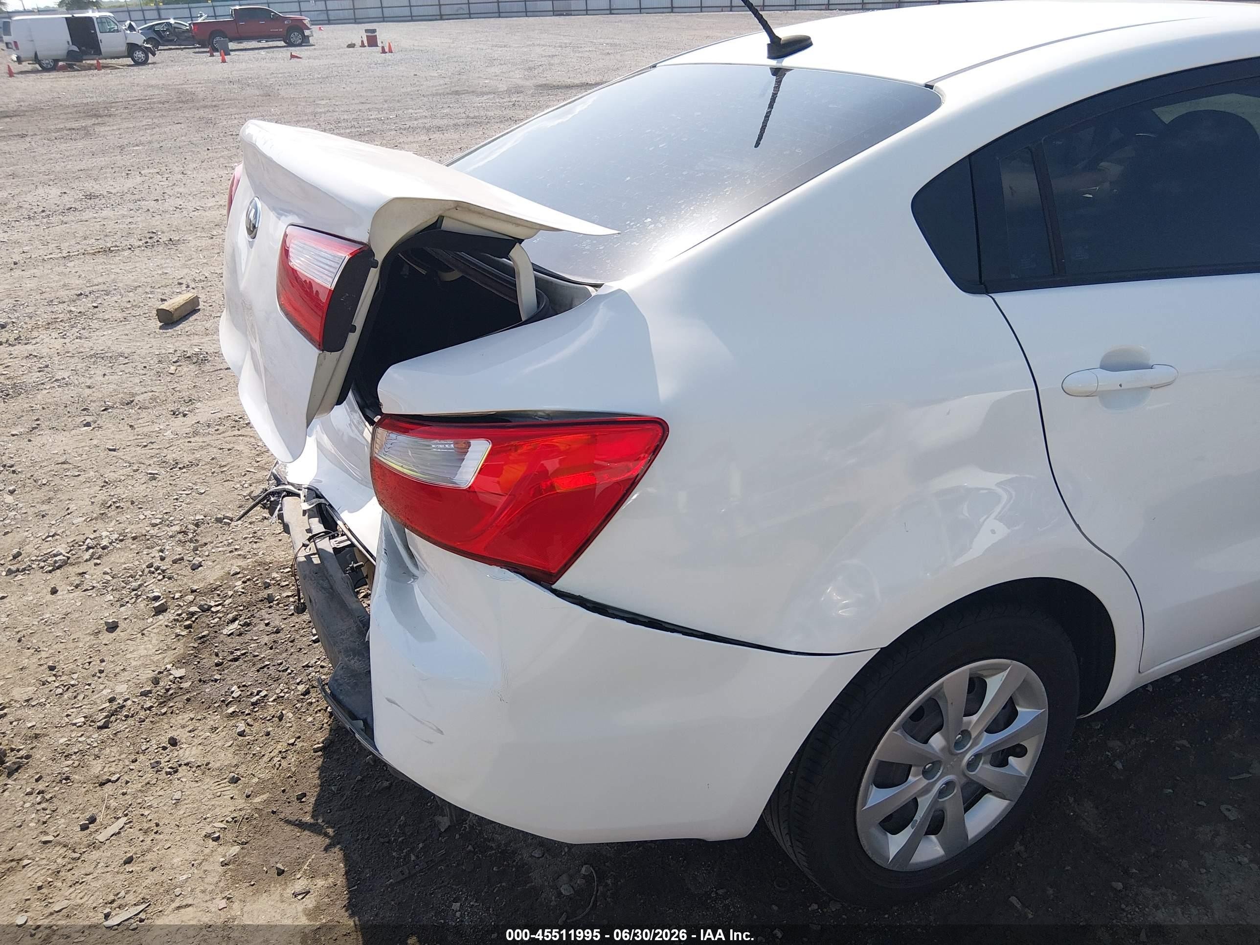 2014 Kia Rio Lx White vin: KNADM4A39E6327603
