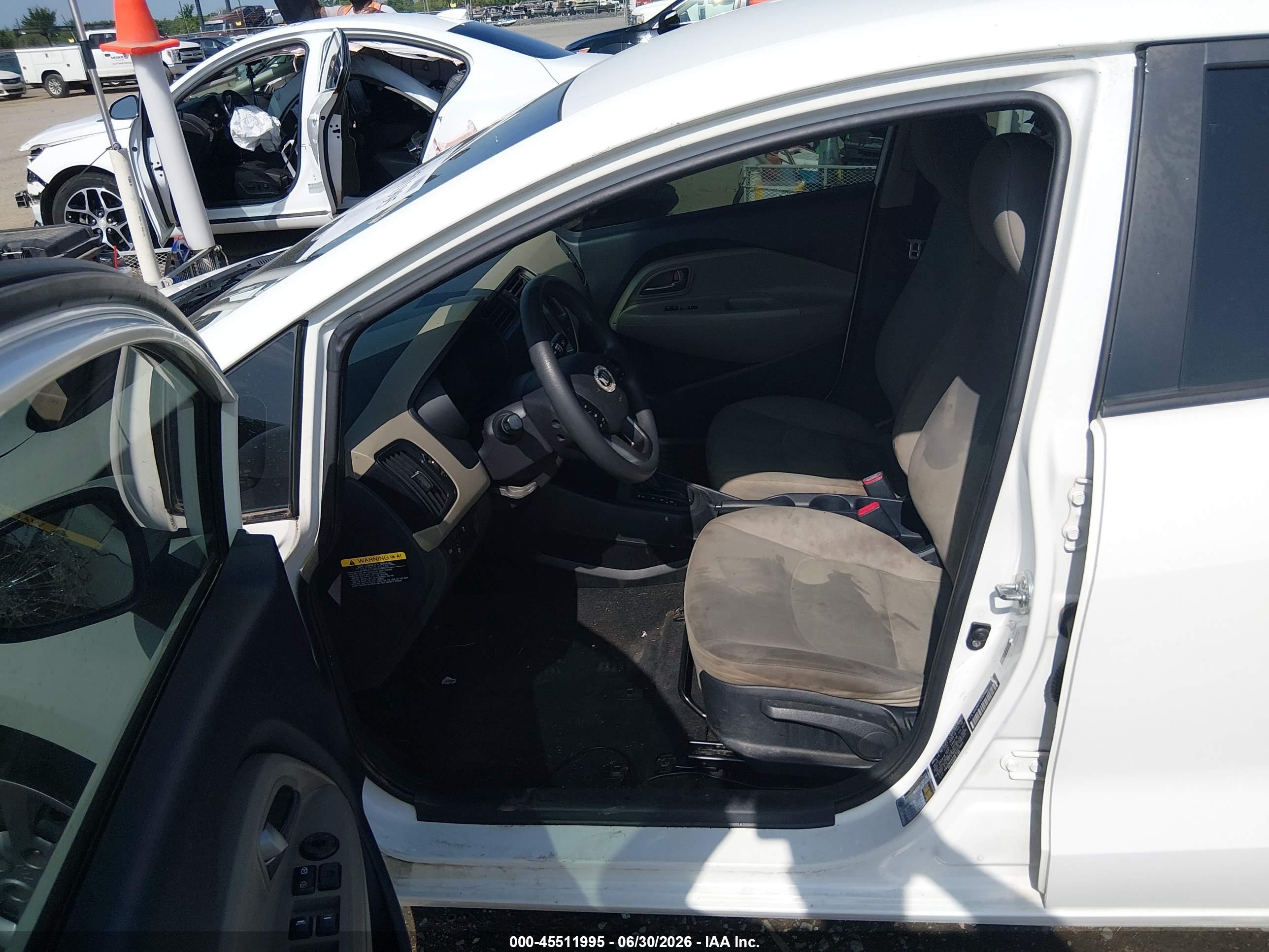 2014 Kia Rio Lx White vin: KNADM4A39E6327603