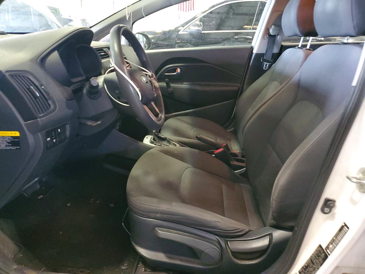 2014 Kia Rio Lx Белый vin: KNADM4A39E6400193