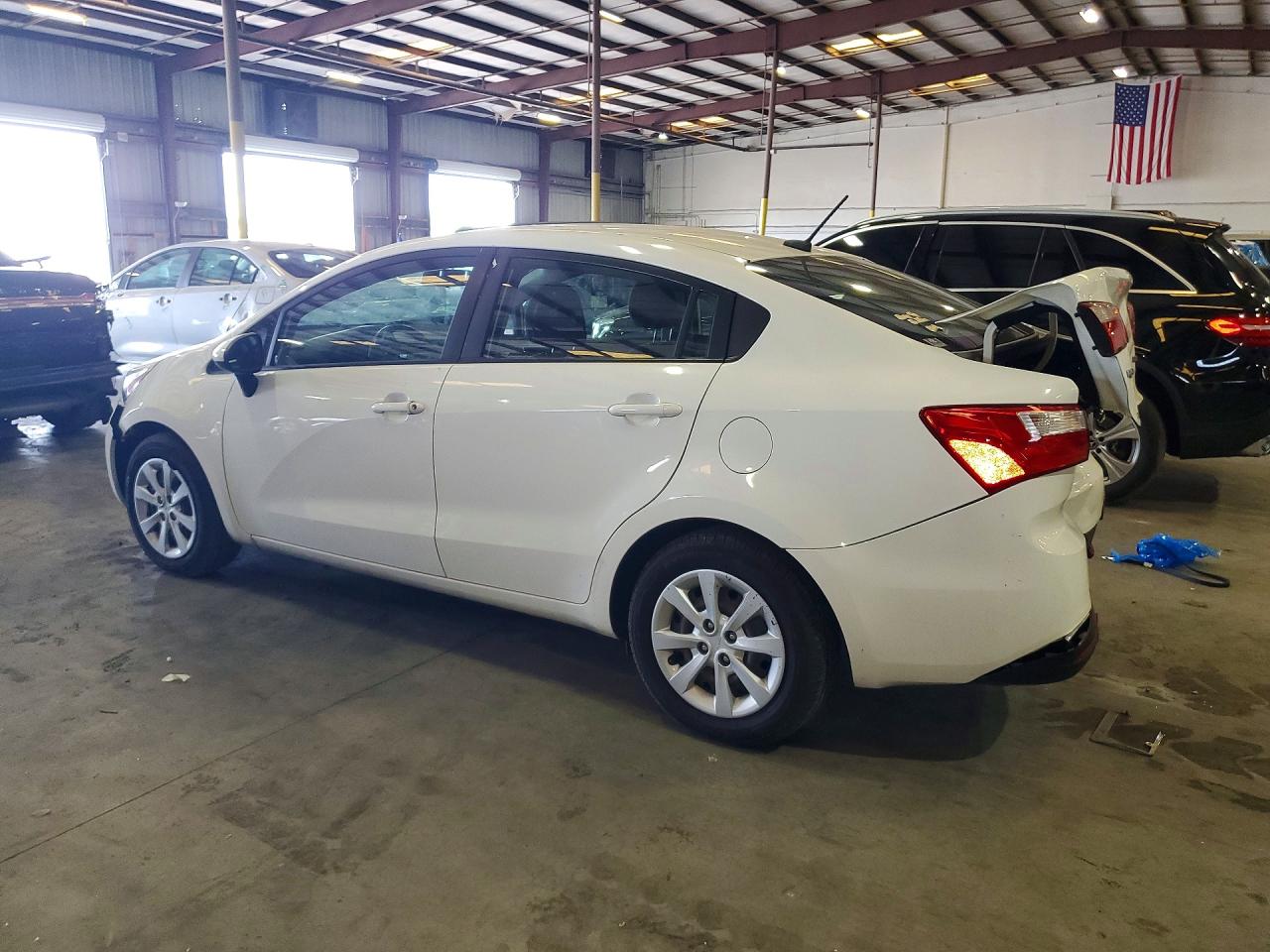 2014 Kia Rio Lx Белый vin: KNADM4A39E6400193