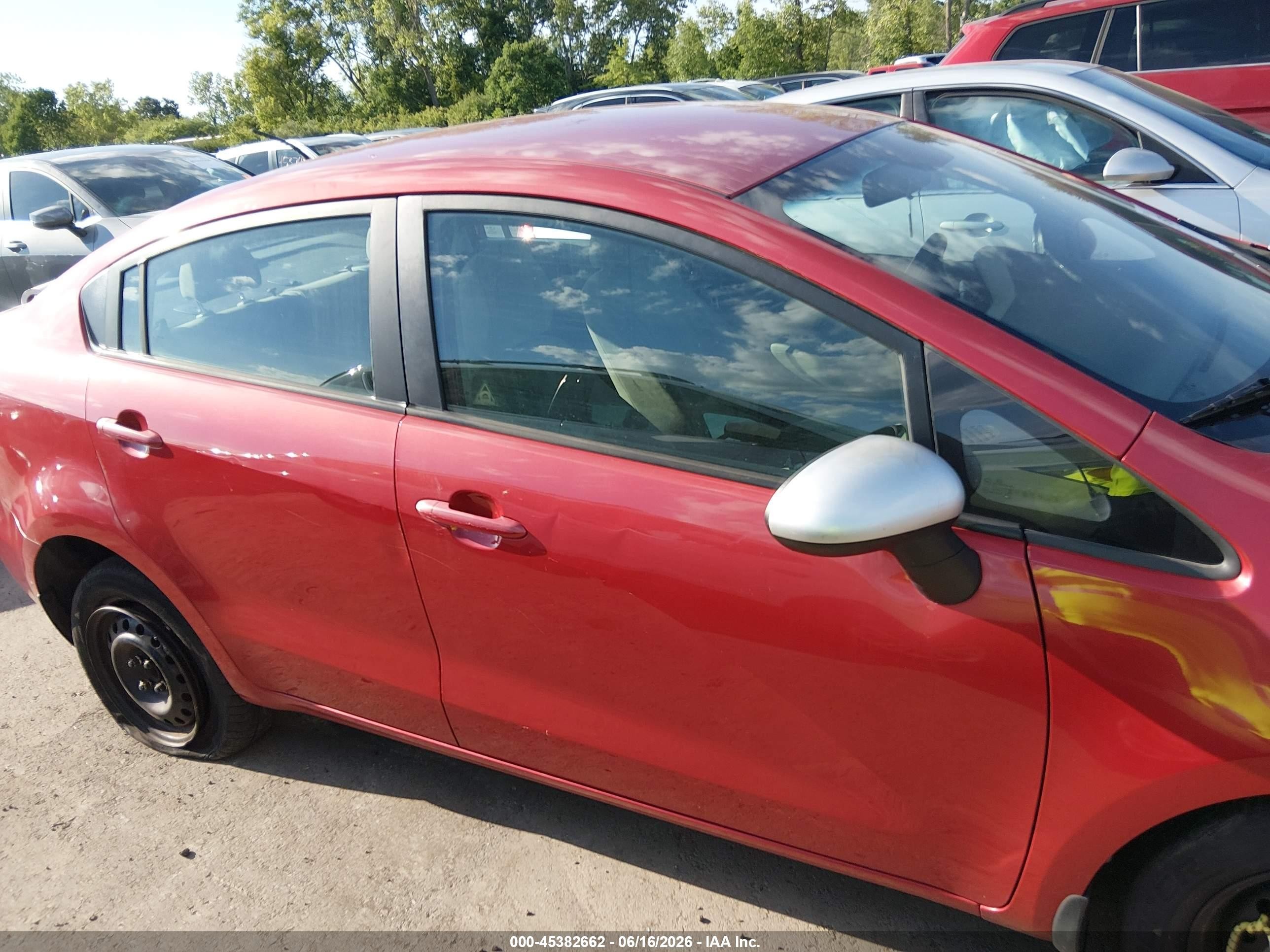 2015 Kia Rio Lx Red vin: KNADM4A39F6445409