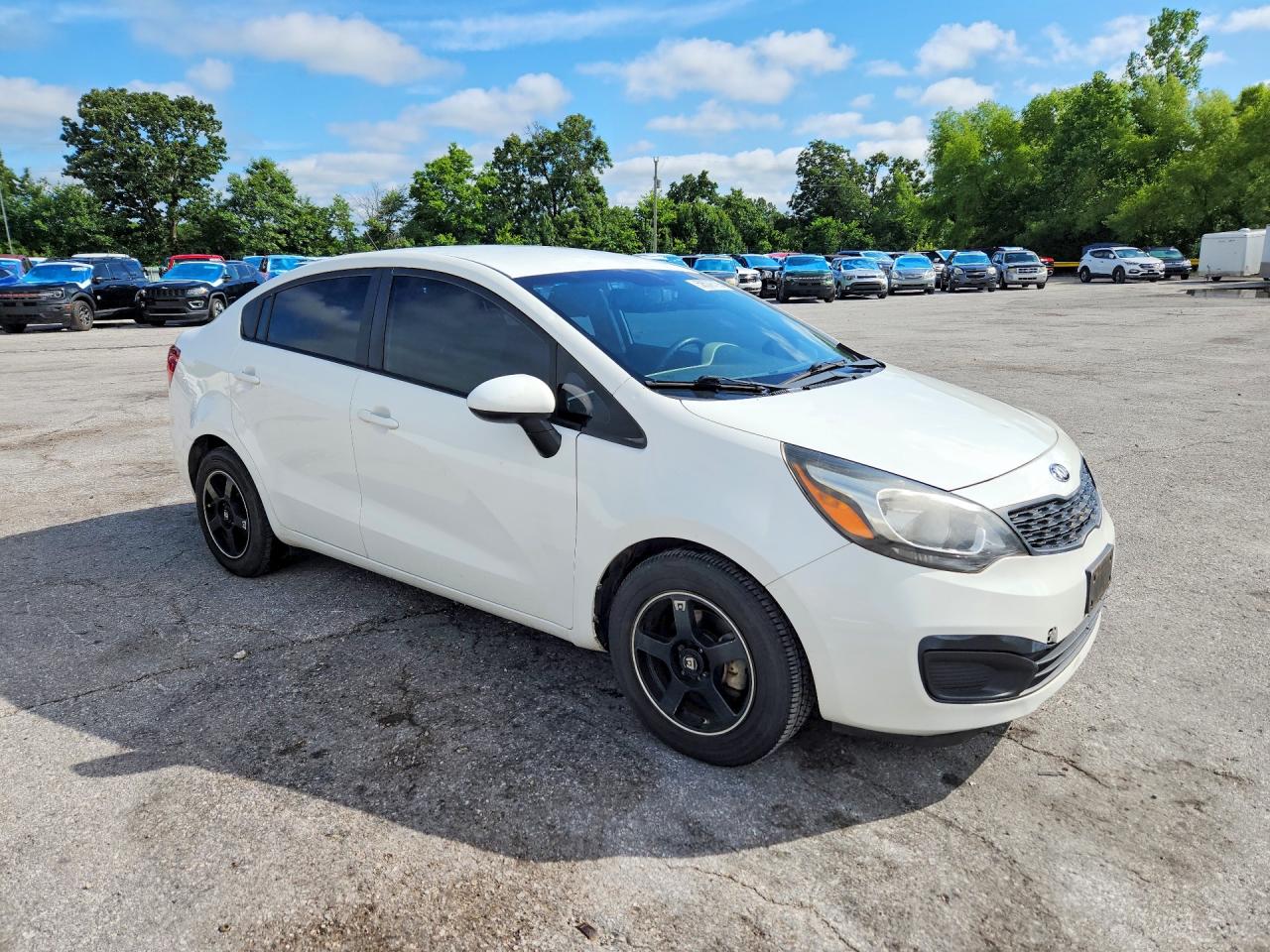 2015 Kia Rio Lx White vin: KNADM4A39F6447709