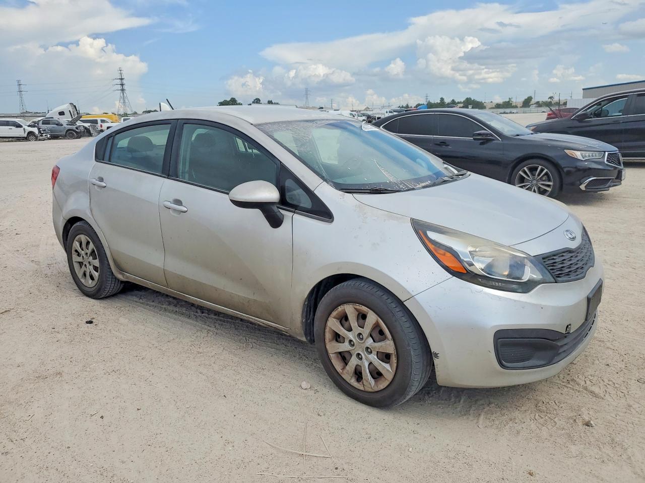 2015 Kia Rio Lx Silver vin: KNADM4A39F6505978