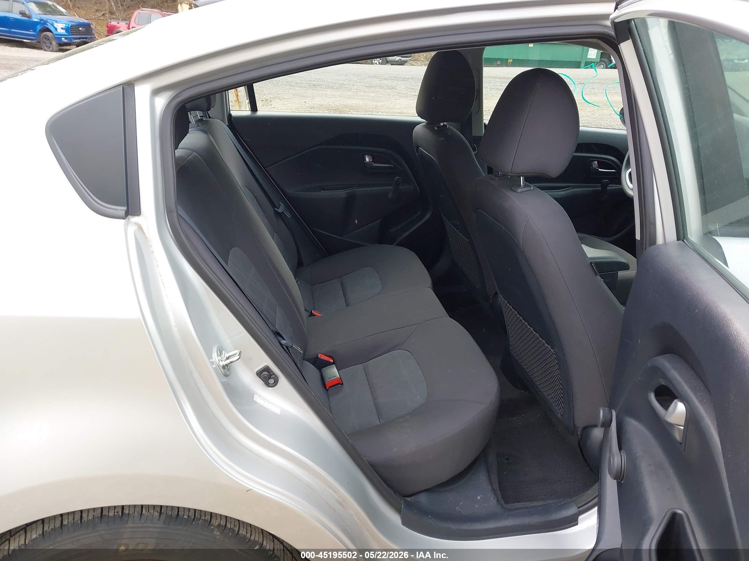 2016 Kia Rio Lx Silver vin: KNADM4A39G6677493