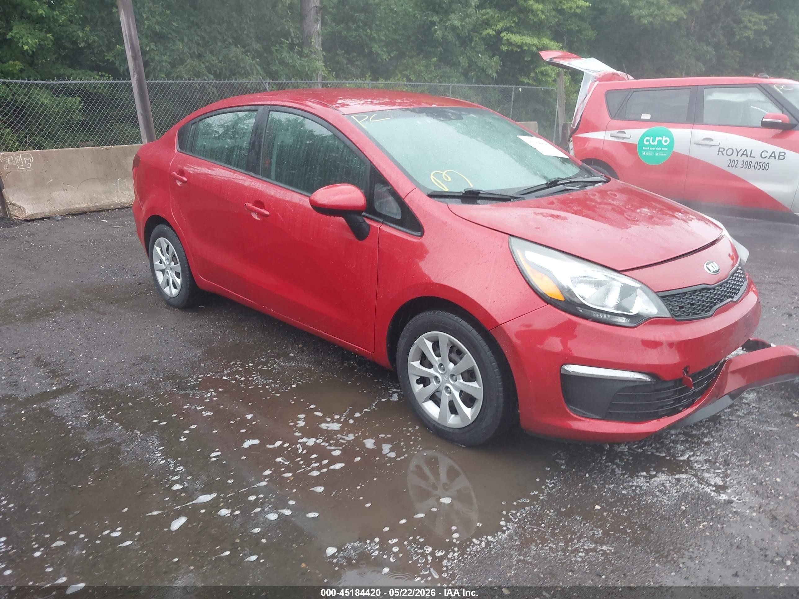 2017 Kia Rio Lx Красный vin: KNADM4A39H6058295