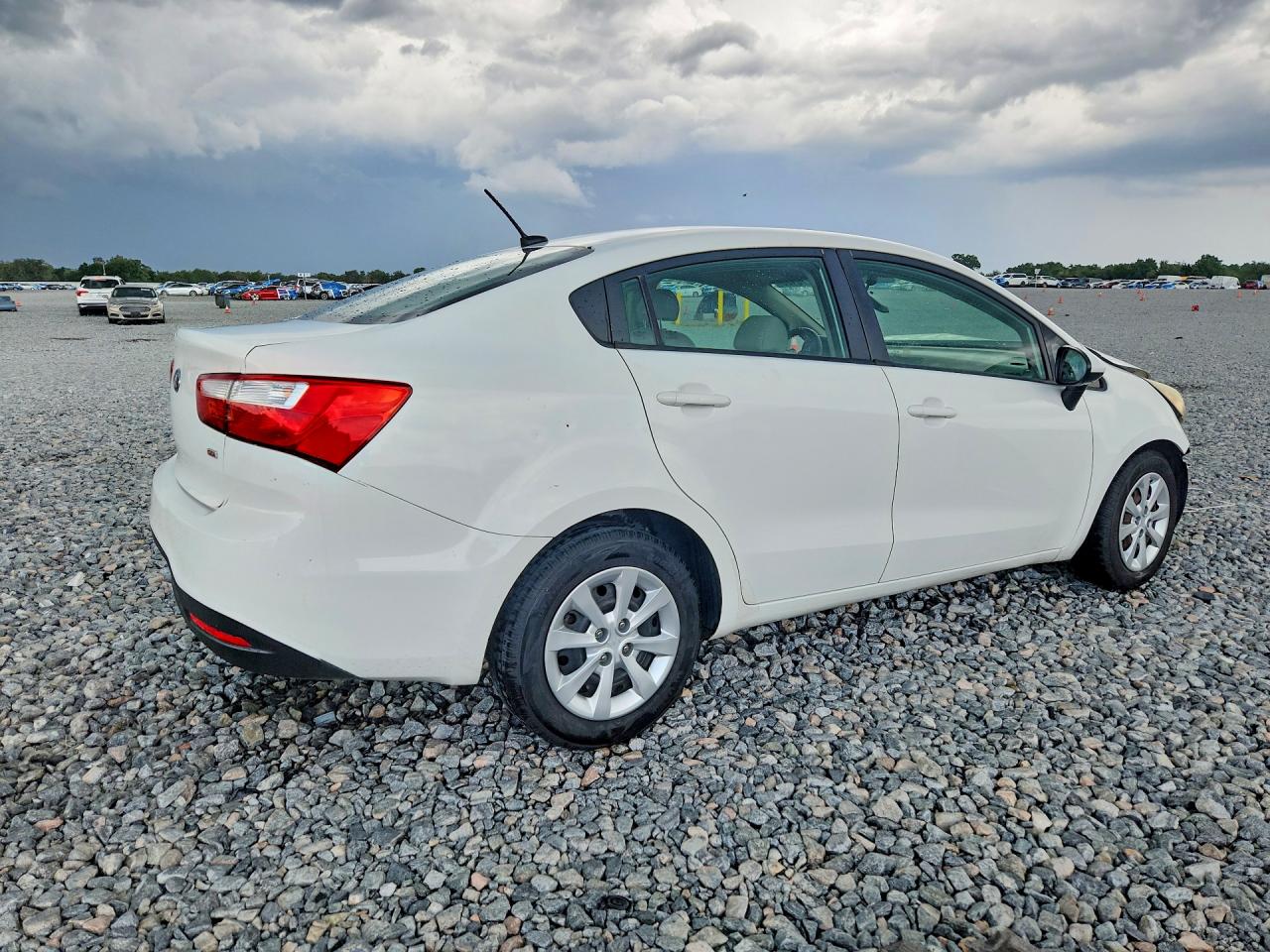 2015 Kia Rio Lx White vin: KNADM4A3XF6437724