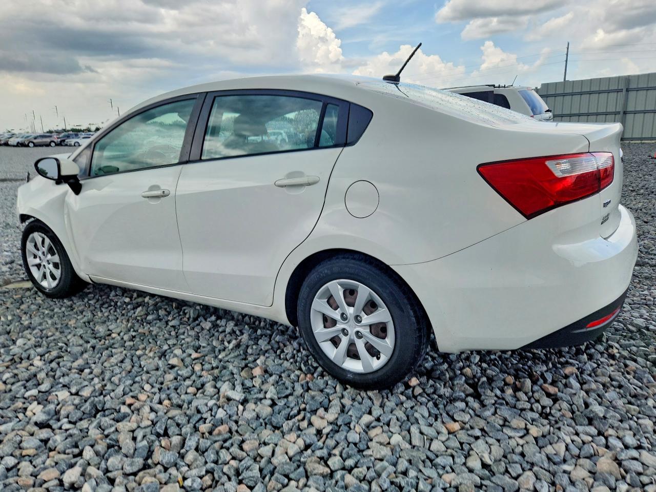 2015 Kia Rio Lx White vin: KNADM4A3XF6437724