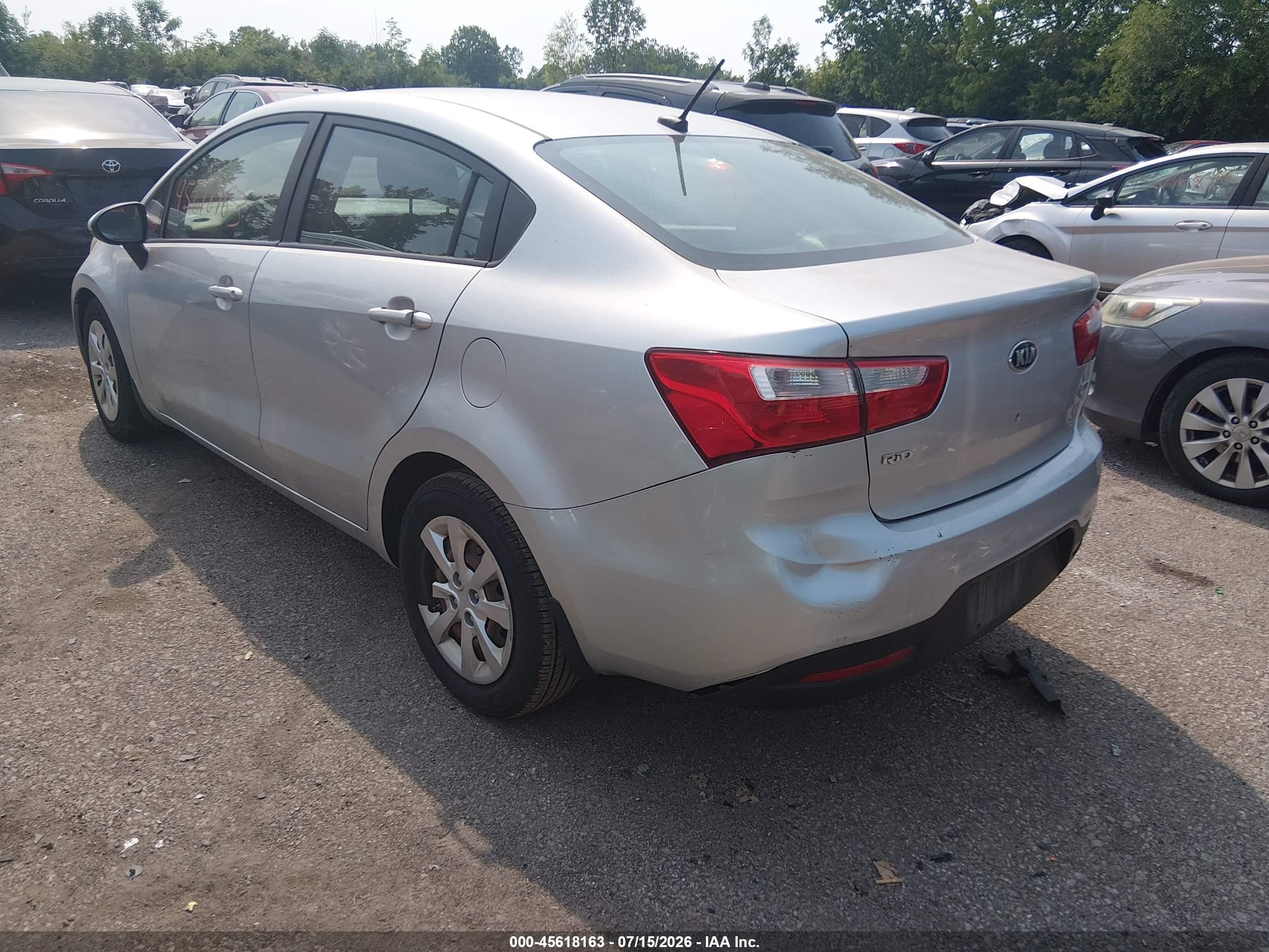 2015 Kia Rio Lx Silver vin: KNADM4A3XF6503804