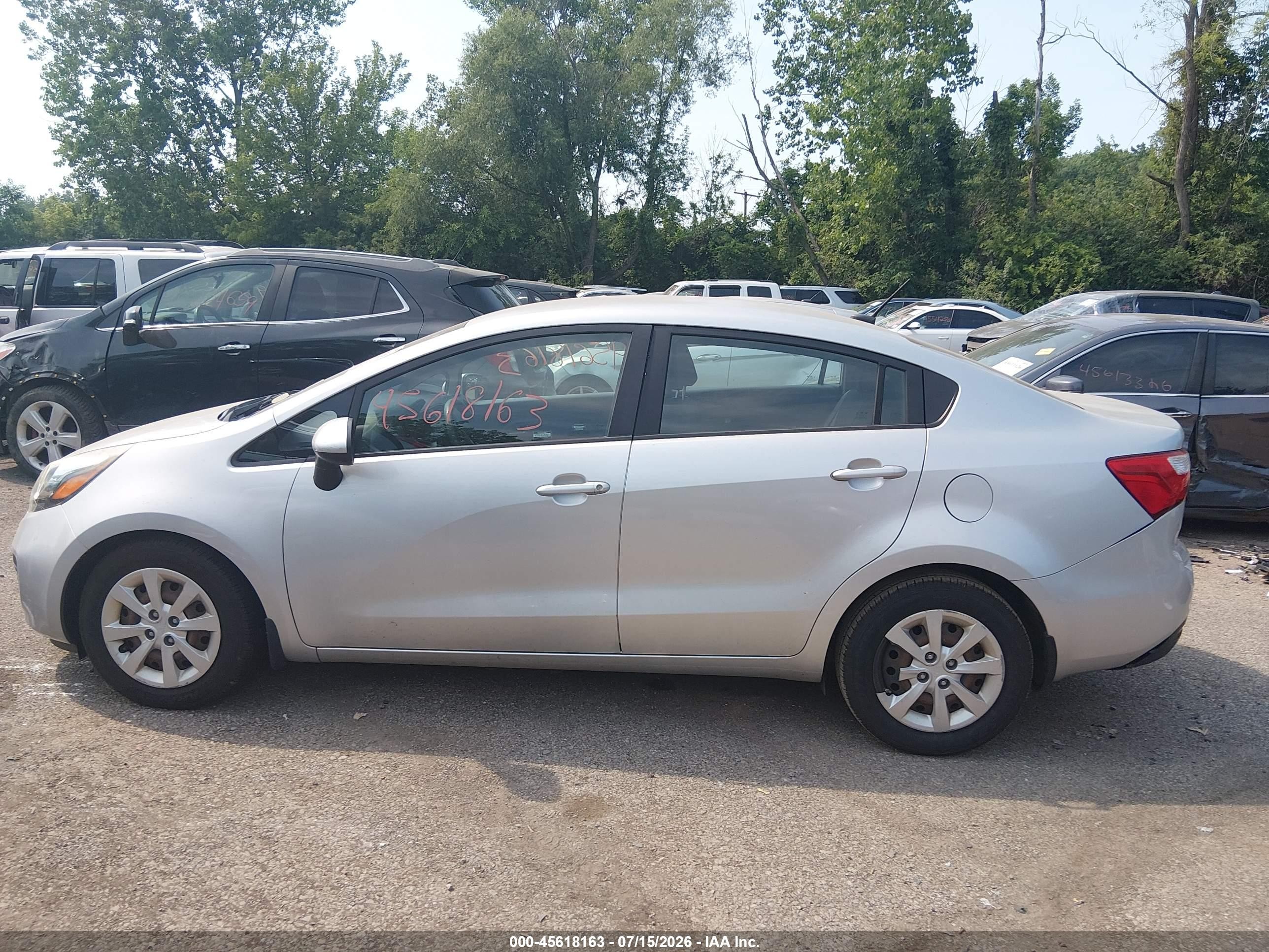 2015 Kia Rio Lx Silver vin: KNADM4A3XF6503804