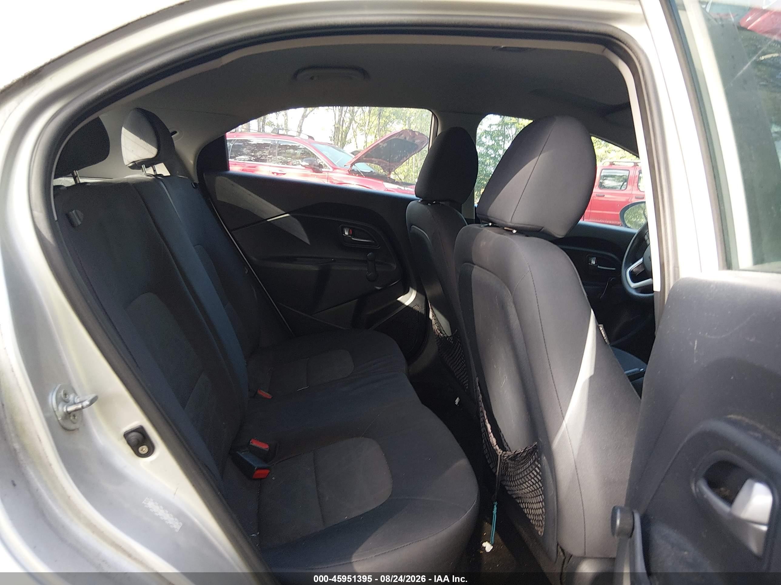 2013 Kia Rio Lx Silver vin: KNADM5A30D6108663