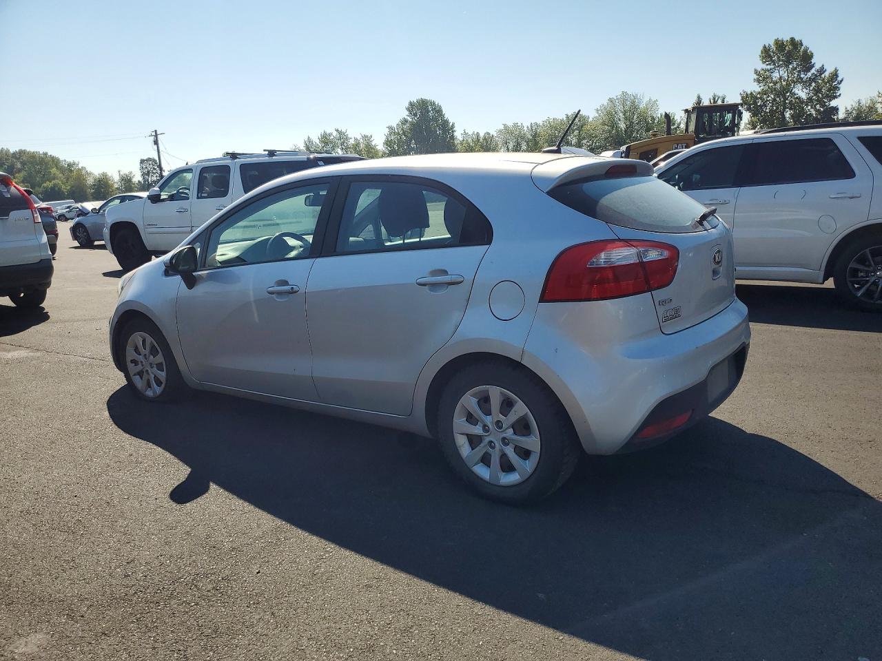 2015 Kia Rio Lx Silver vin: KNADM5A30F6459110