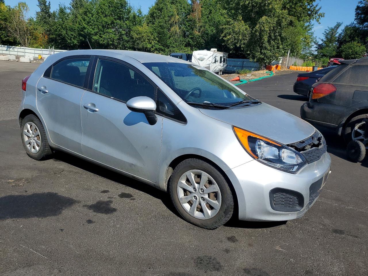 2015 Kia Rio Lx Silver vin: KNADM5A30F6459110