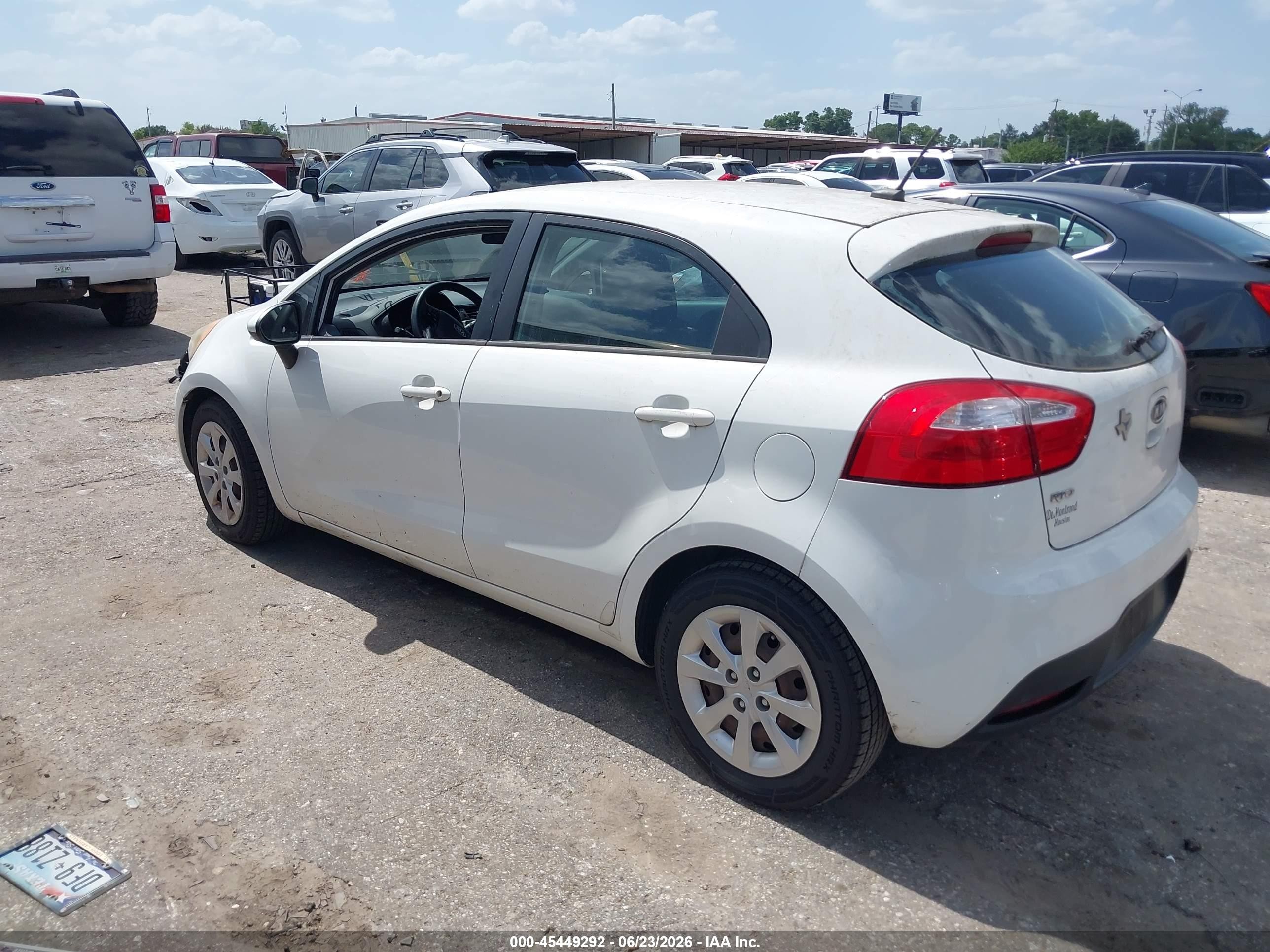 2012 Kia Rio5 Lx White vin: KNADM5A31C6014449
