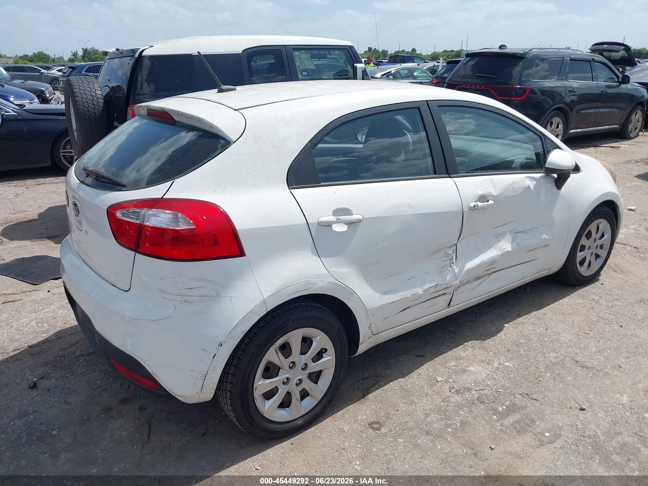 2012 Kia Rio5 Lx White vin: KNADM5A31C6014449